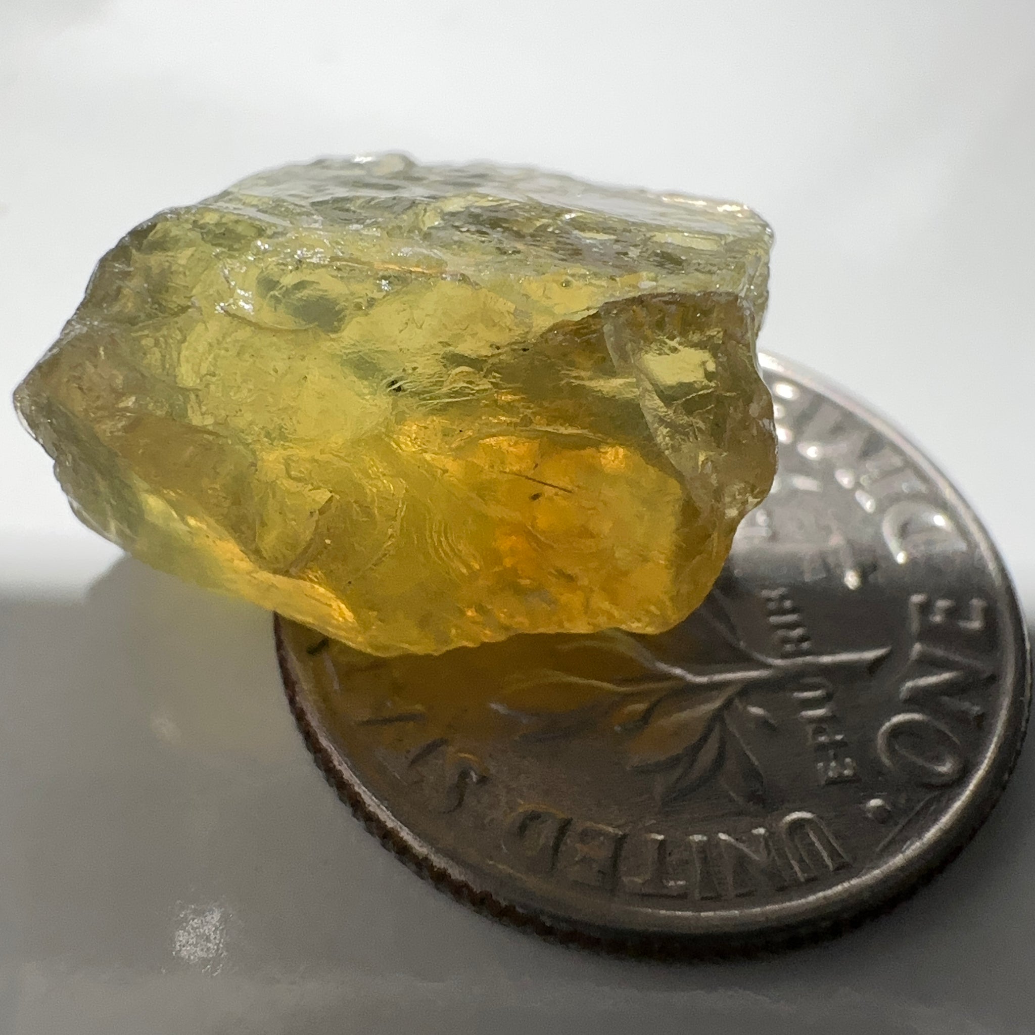 Apatite, 11.72ct, Tanzania, Untreated Unheated, VS with slight silk