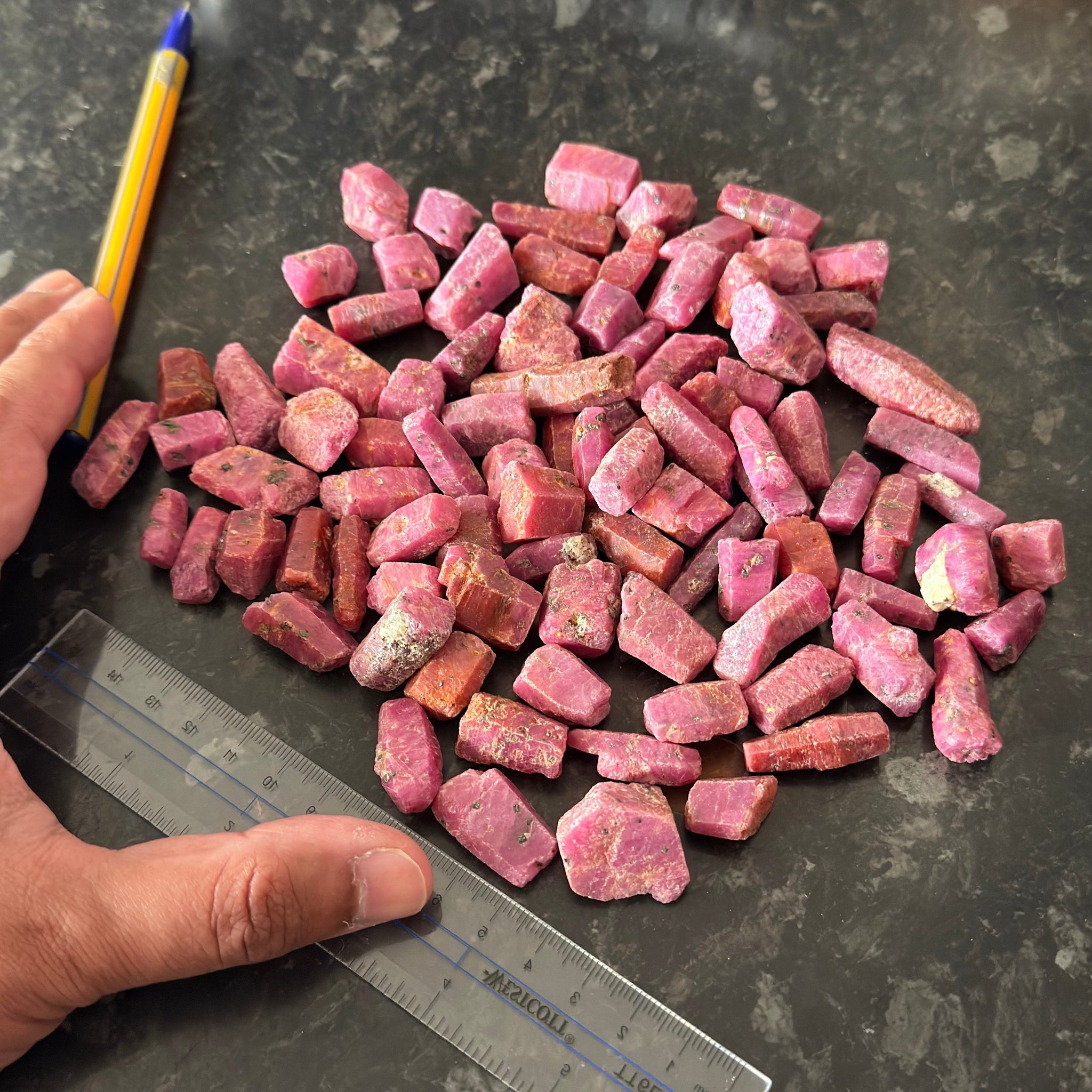 Sapphire Crystal Wholesale Lot Deal, 587.60gm, 92pcs in lot, average size is 6.38gm. Dodoma, Tanzania, Untreated Unheated. Priced at wholesale for people who want to resell