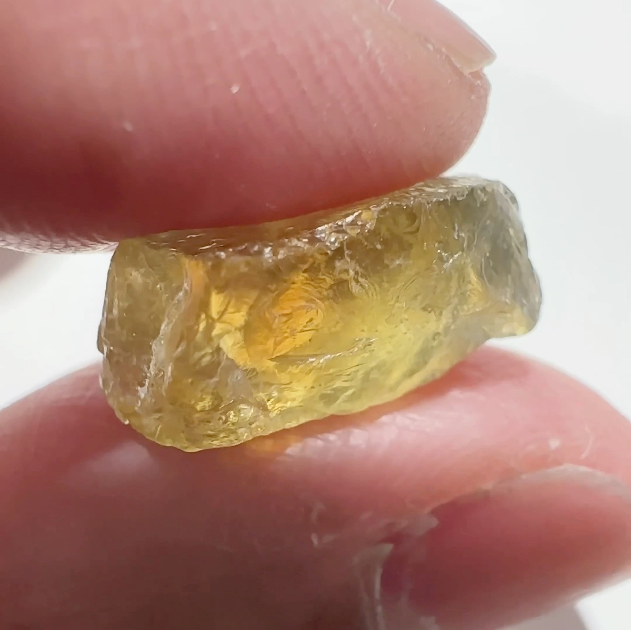 Apatite, 11.72ct, Tanzania, Untreated Unheated, VS with slight silk