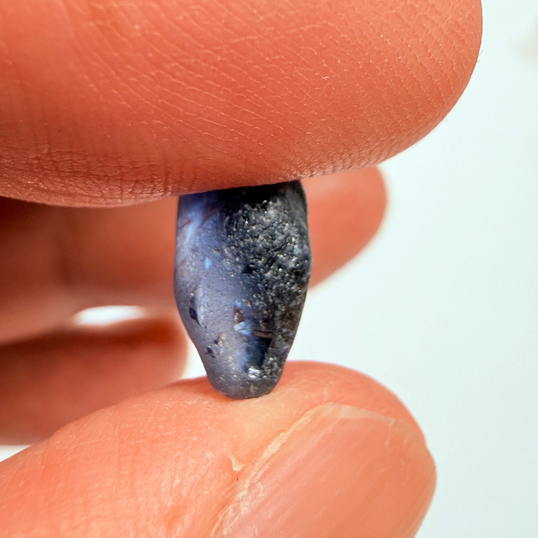 Umba Sapphire, 4.23ct, Umba, Tanzania, Untreated Unheated, some crazy zoning and beautiful trichroic colours under the dichroscope, vvs