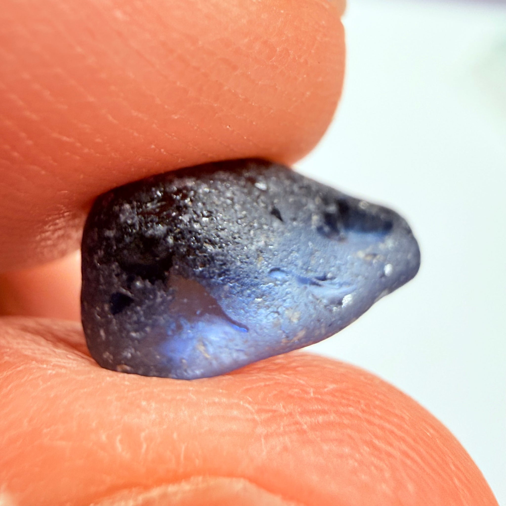 Umba Sapphire, 4.23ct, Umba, Tanzania, Untreated Unheated, some crazy zoning and beautiful trichroic colours under the dichroscope, vvs
