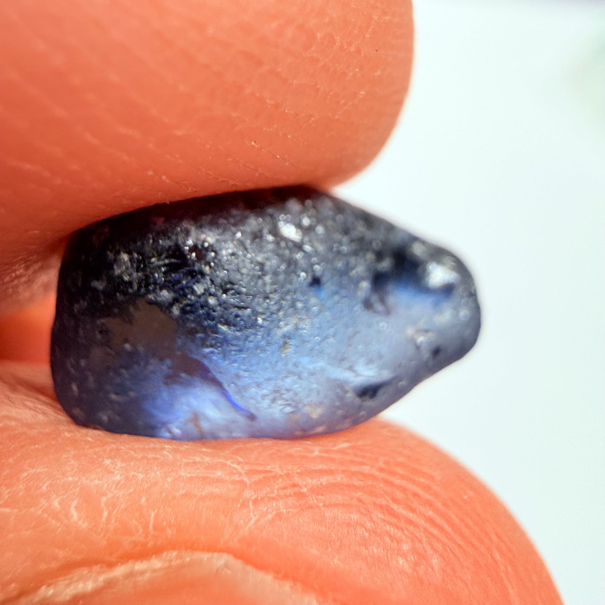 Umba Sapphire, 4.23ct, Umba, Tanzania, Untreated Unheated, some crazy zoning and beautiful trichroic colours under the dichroscope, vvs