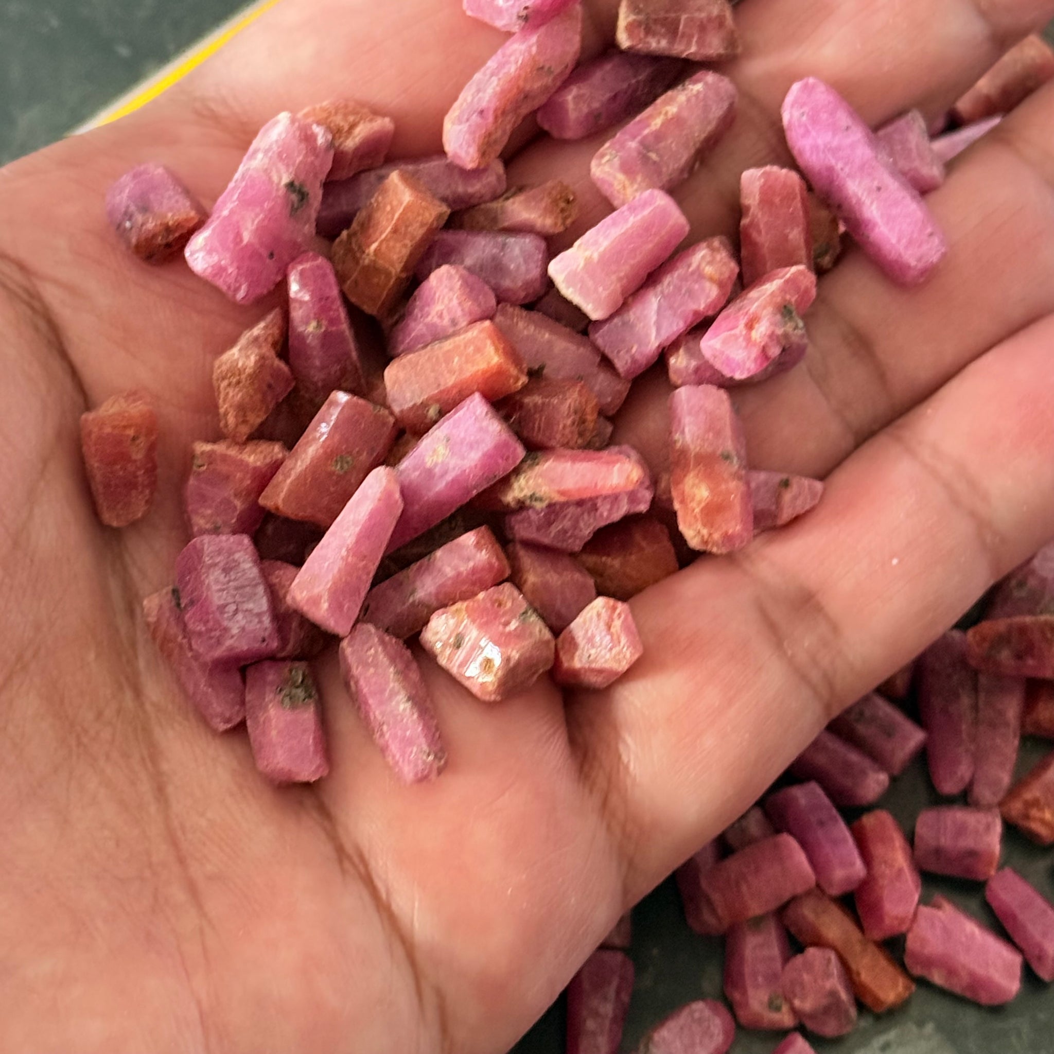 Sapphire Crystal Wholesale Lot Deal, small sizes 202.10gm, 209pcs in lot, average size is 0.96gm. Dodoma, Tanzania, Untreated Unheated. Priced at wholesale for people who want to resell