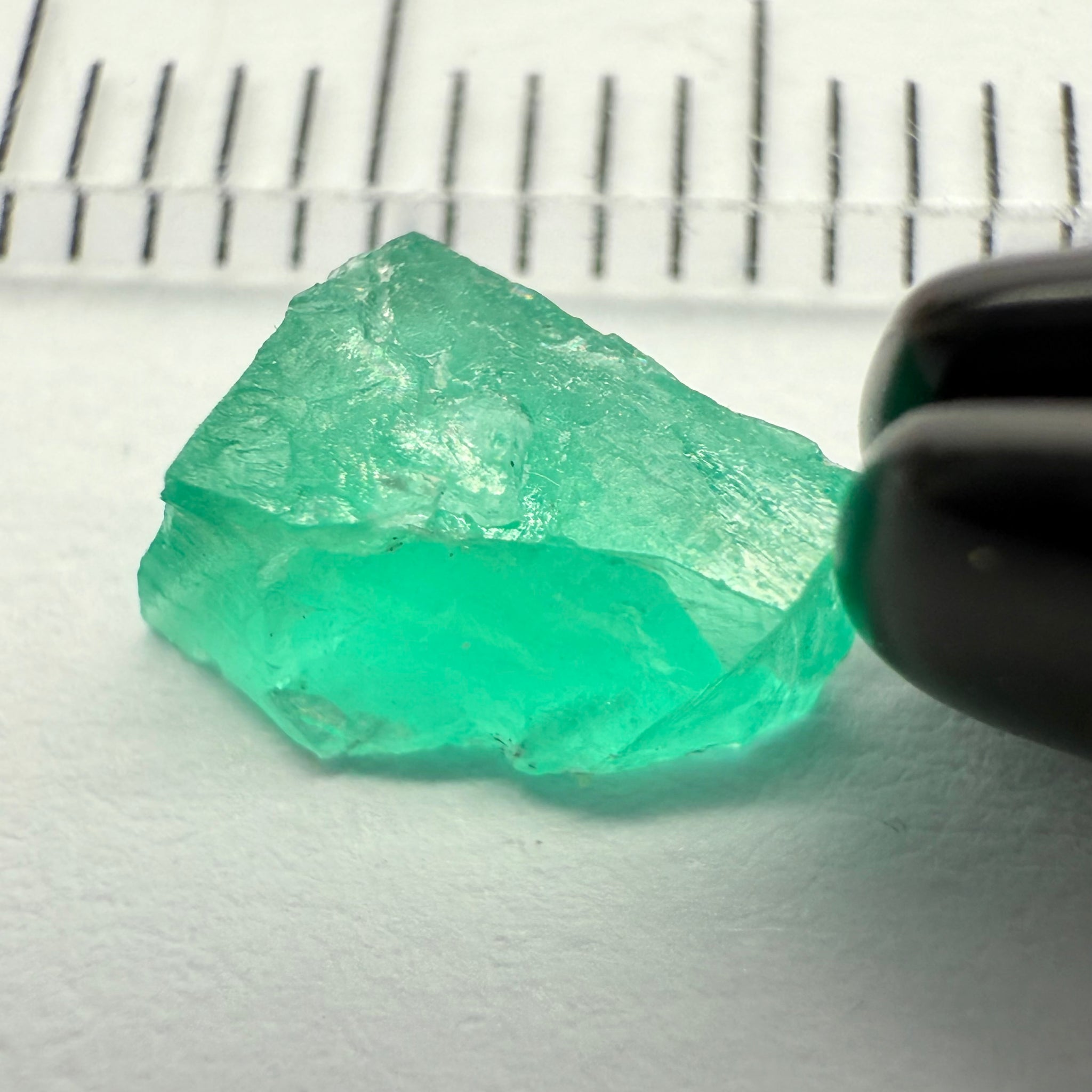 Emerald, 0.86ct, Sumbawanga mines, Tanzania, Untreated Unheated, No oil, slightly silky and flattish shape