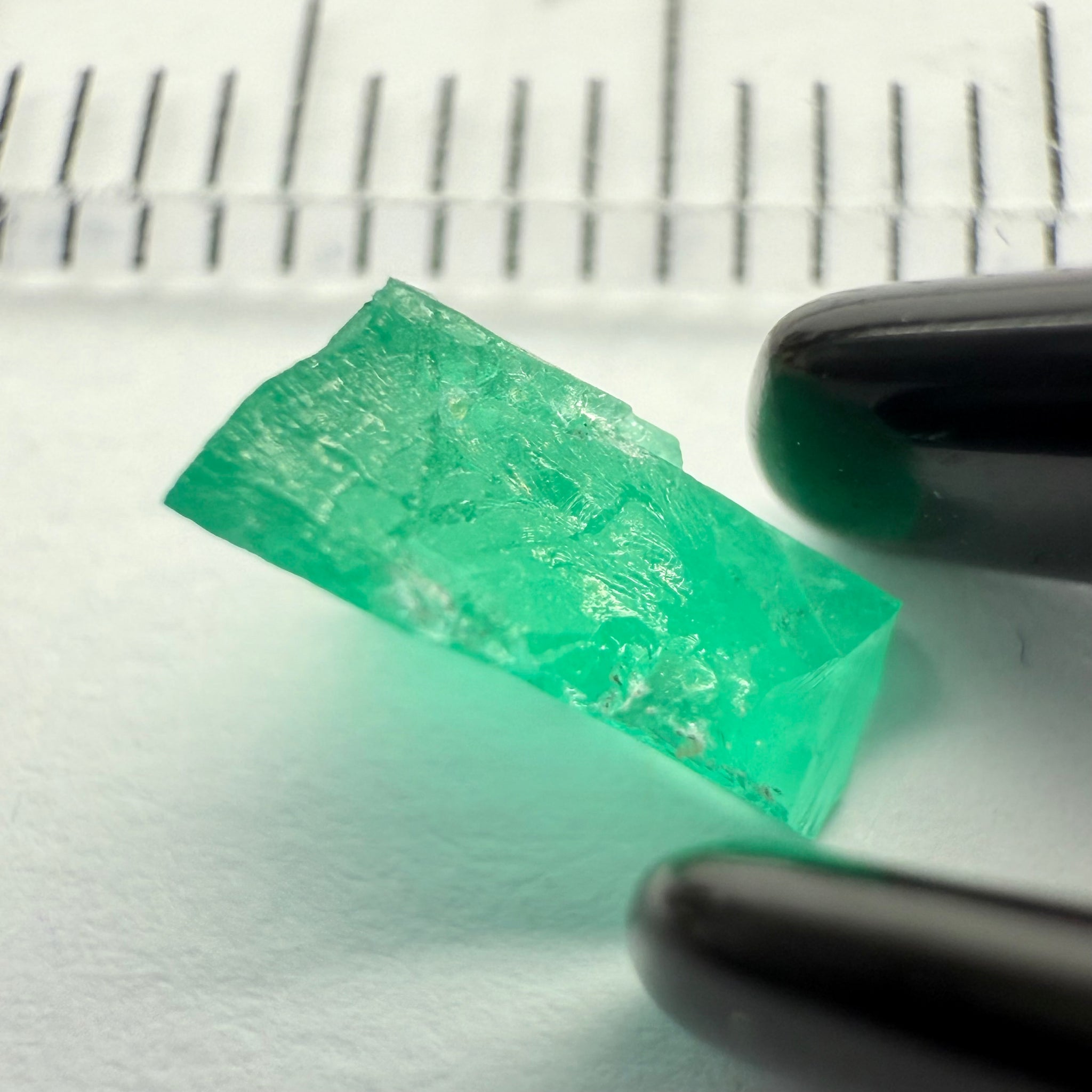 Emerald, 0.86ct, Sumbawanga mines, Tanzania, Untreated Unheated, No oil, slightly silky and flattish shape