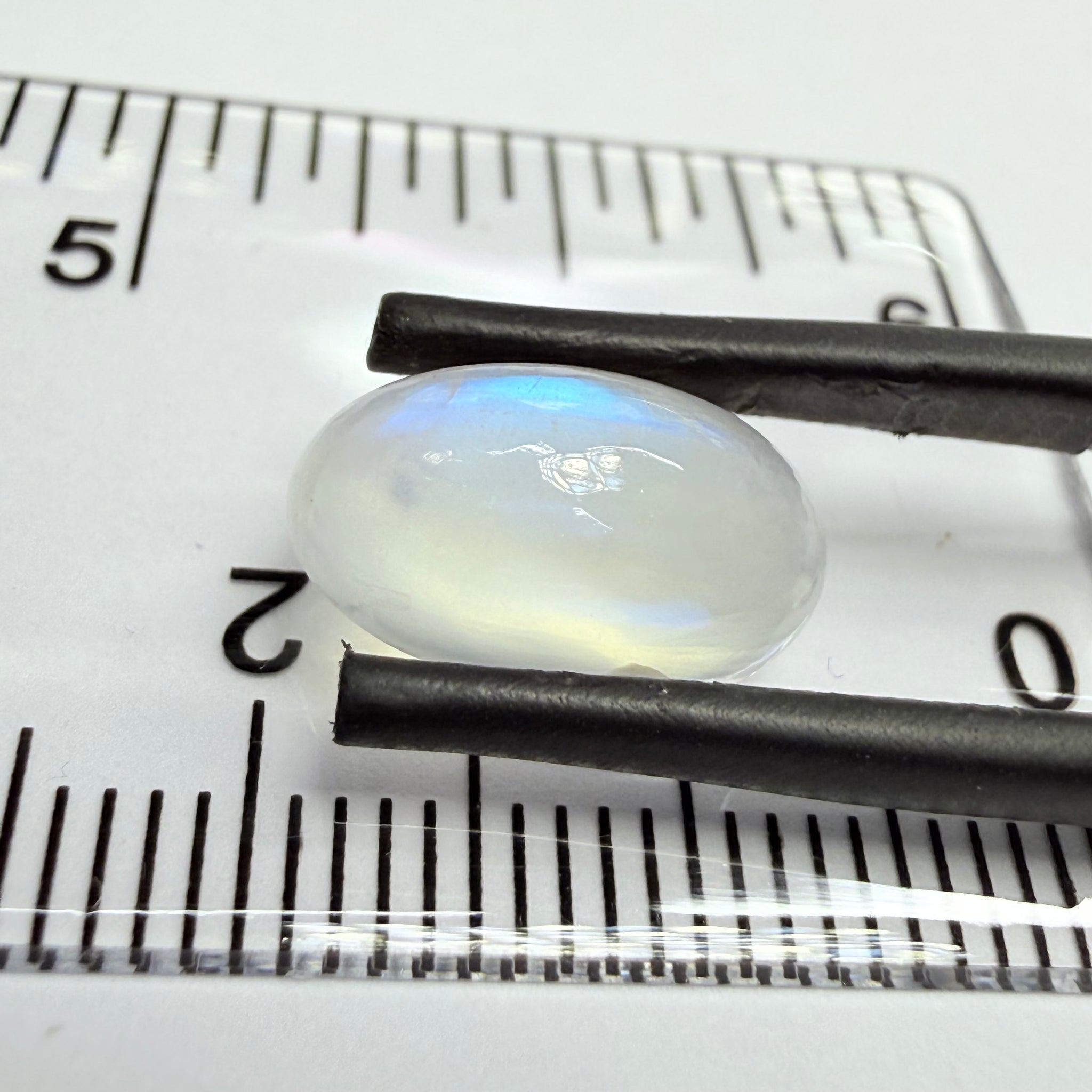 Blue Sheen Moonstone Cabochon, 4.41ct, Tanzania, Untreated Unheated