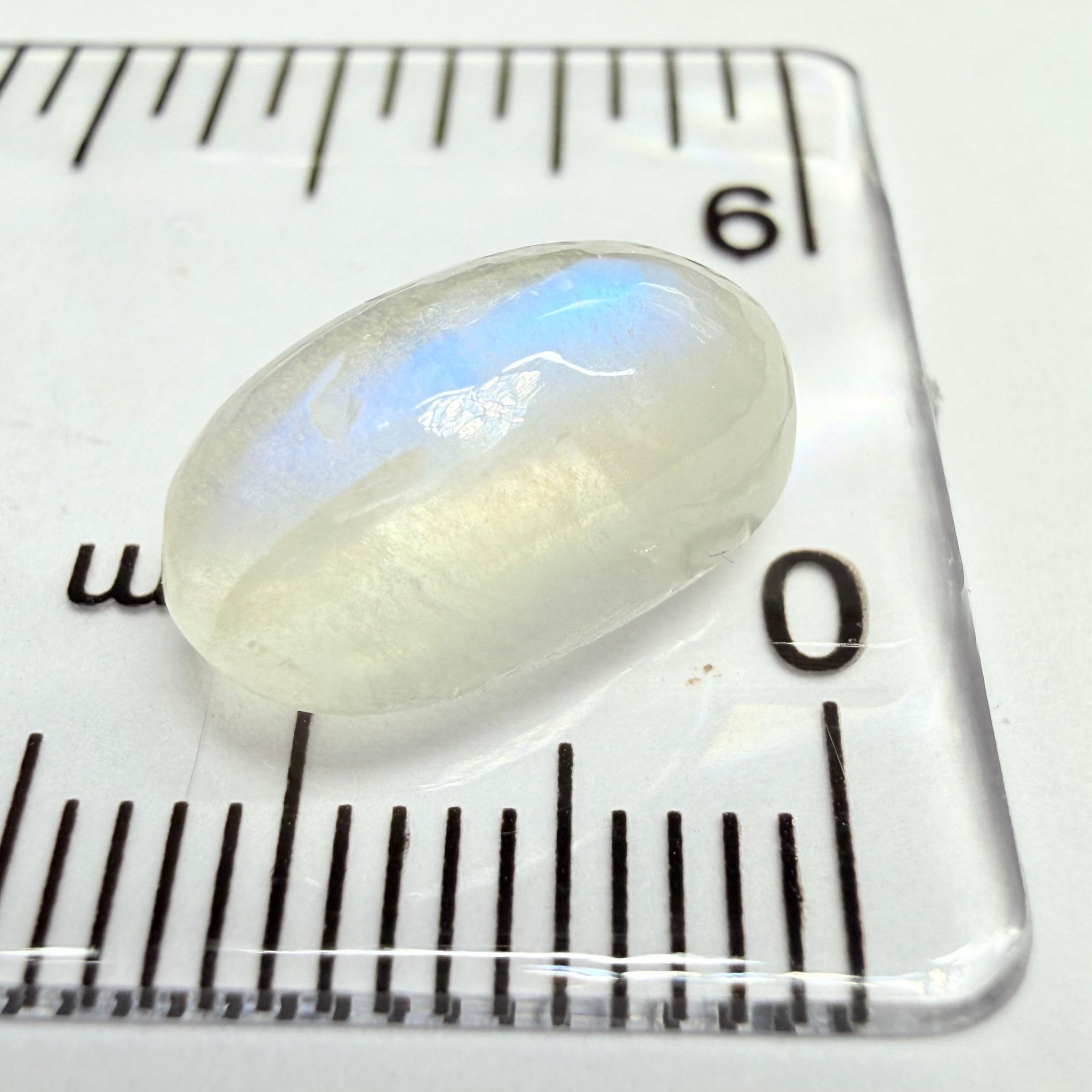 Blue Sheen Moonstone Cabochon, 4.50ct, Tanzania, Untreated Unheated