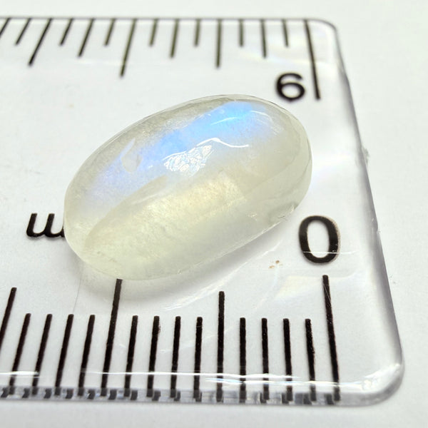 Blue Sheen Moonstone Cabochon, 4.50ct, Tanzania, Untreated Unheated