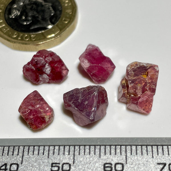 21.22Ct Mahenge Spinel Crystal Lot 3.06Ct - 5.06Ct Tanzania. Untreated Unheated. Good For Setting In