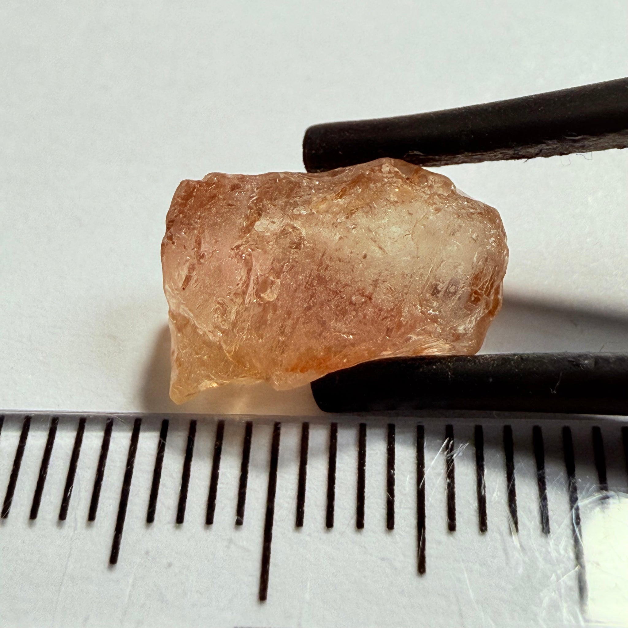 Umba Sapphire Lot, 4.81ct, Umba Valley, Tanzania, Untreated Unheated. Colour changing. Flat stone, you can cut a portrait or tablet cut from this, or set it in jewellery as is