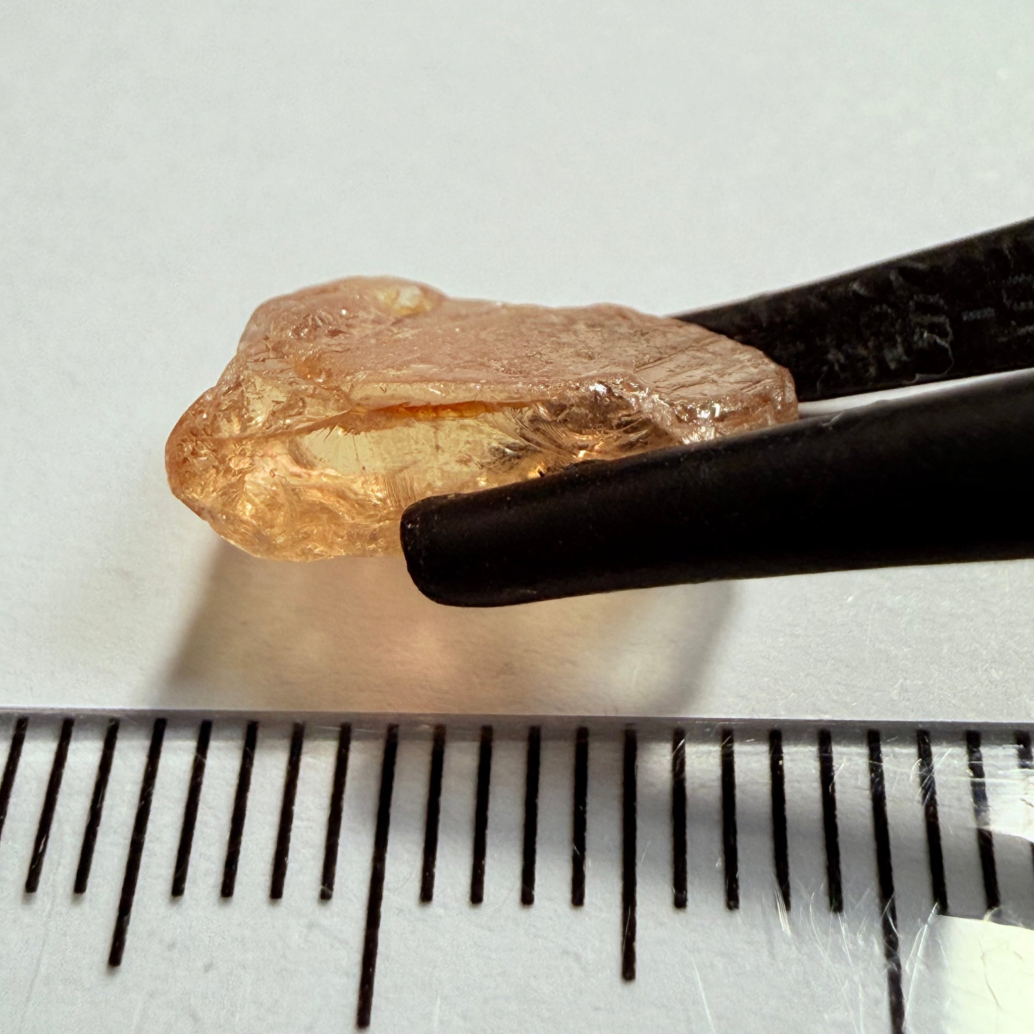Umba Sapphire Lot, 4.81ct, Umba Valley, Tanzania, Untreated Unheated. Colour changing. Flat stone, you can cut a portrait or tablet cut from this, or set it in jewellery as is