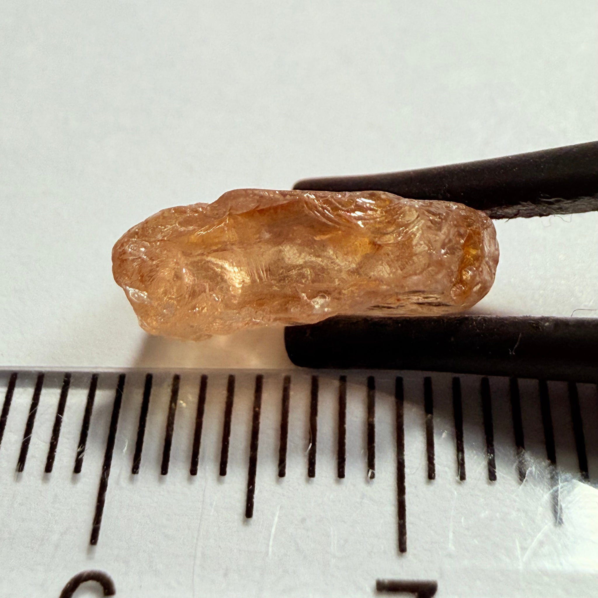 Umba Sapphire Lot, 4.81ct, Umba Valley, Tanzania, Untreated Unheated. Colour changing. Flat stone, you can cut a portrait or tablet cut from this, or set it in jewellery as is
