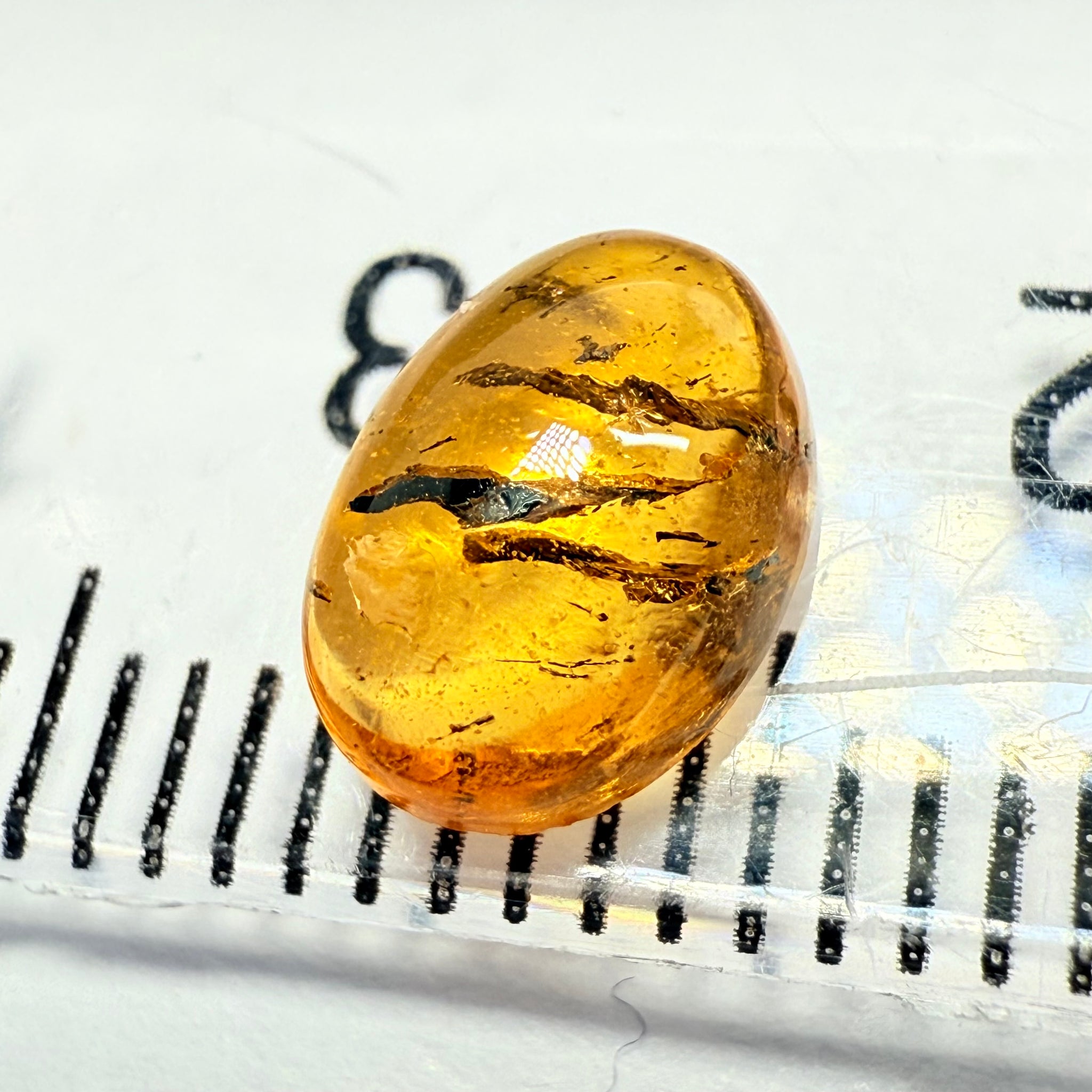 Mandarin Spessartite Cabochon, 1.89ct, Loliondo, Tanzania, Untreated Unheated, very interesting inclusions