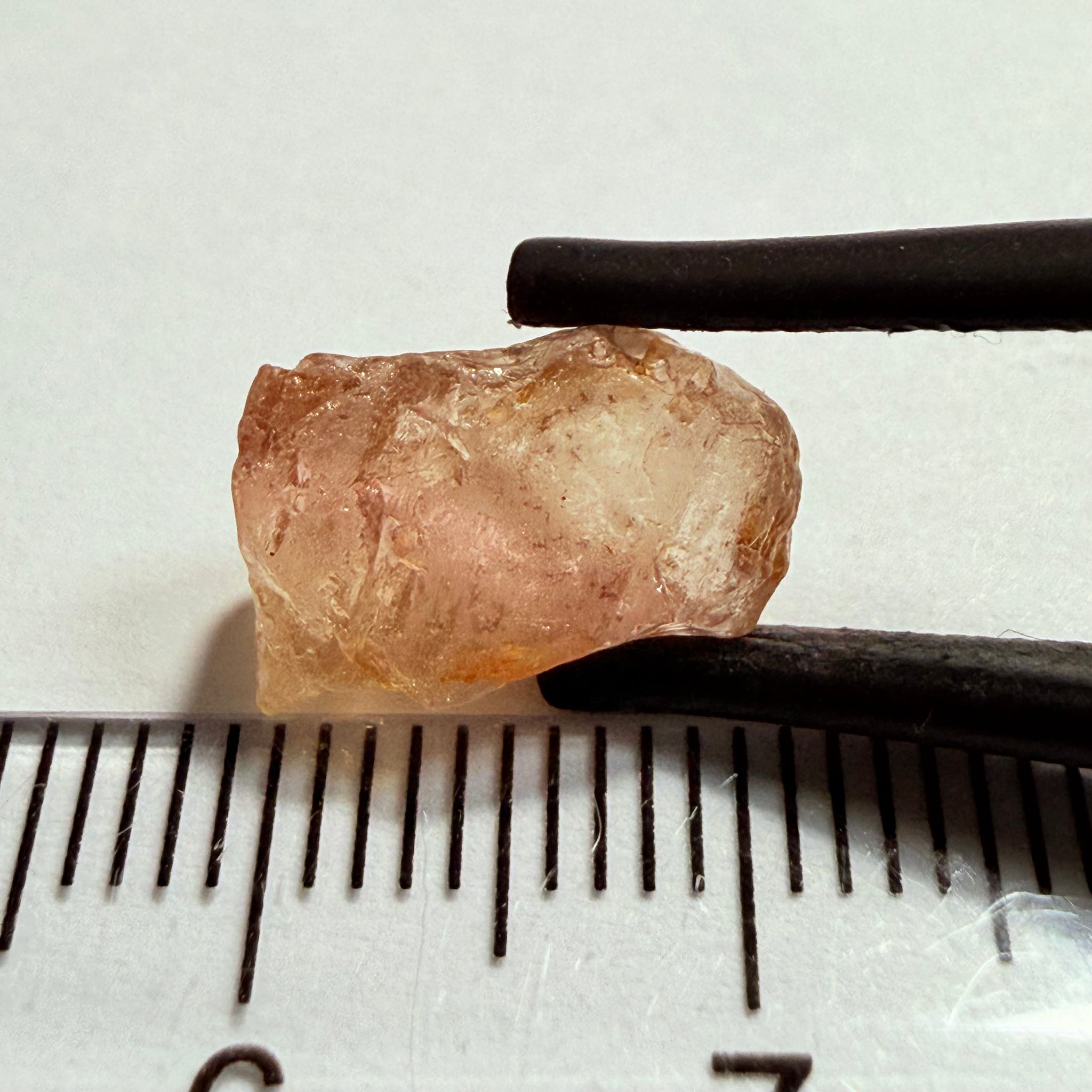 Umba Sapphire Lot, 4.81ct, Umba Valley, Tanzania, Untreated Unheated. Colour changing. Flat stone, you can cut a portrait or tablet cut from this, or set it in jewellery as is