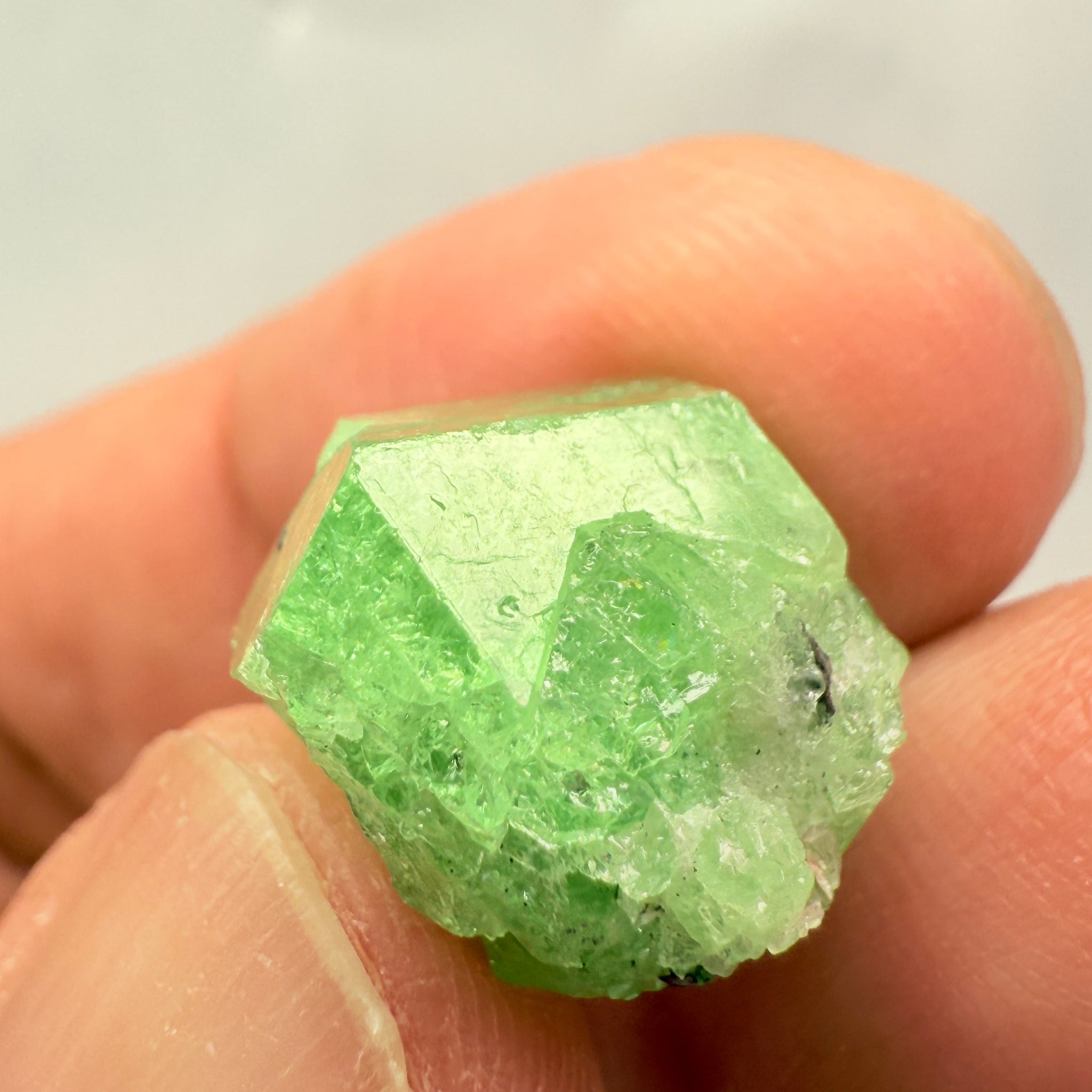 Tsavorite Crystal, 17.53ct, Merelani, Tanzania, Untreated Unheated