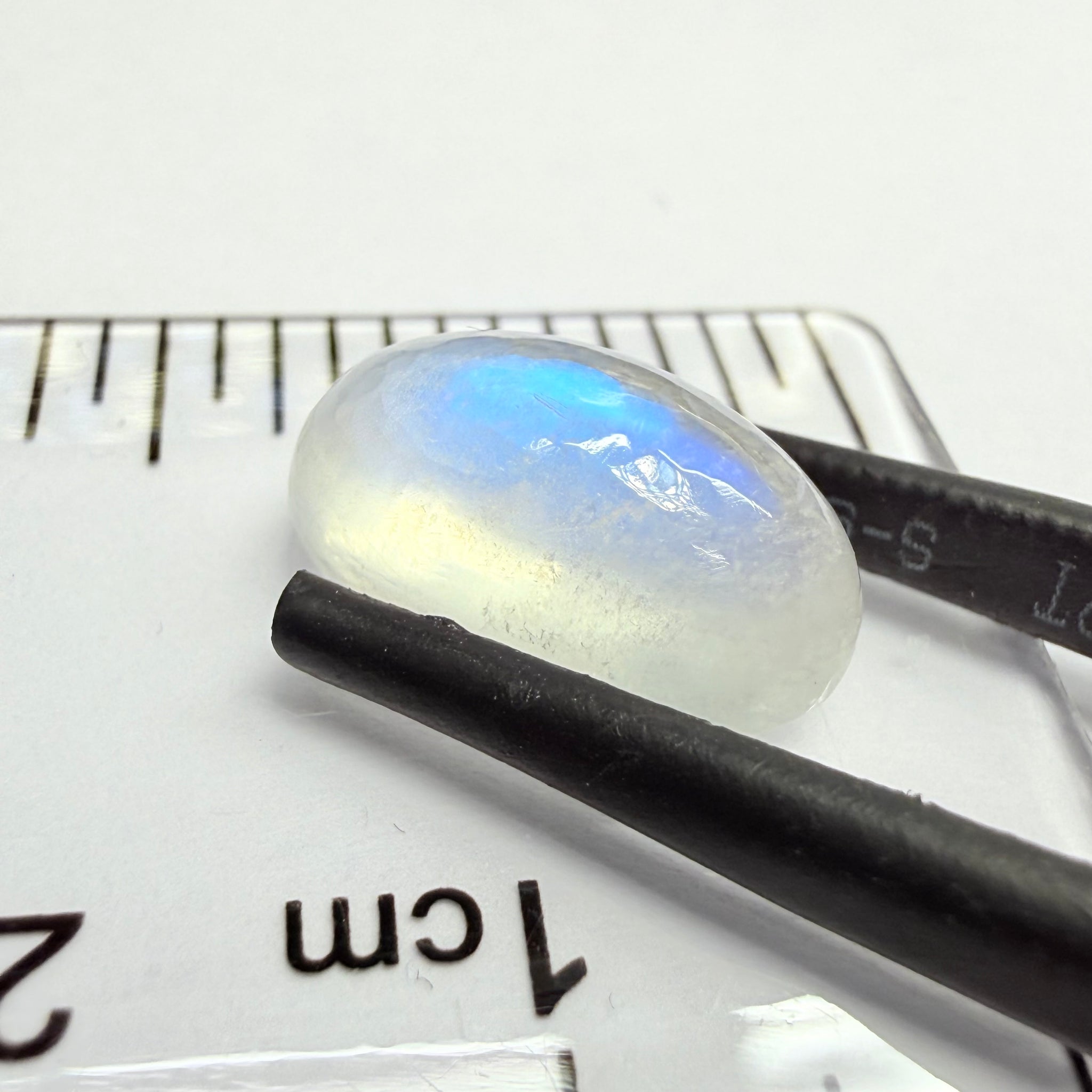 Blue Sheen Moonstone Cabochon, 5.41ct, Tanzania, Untreated Unheated