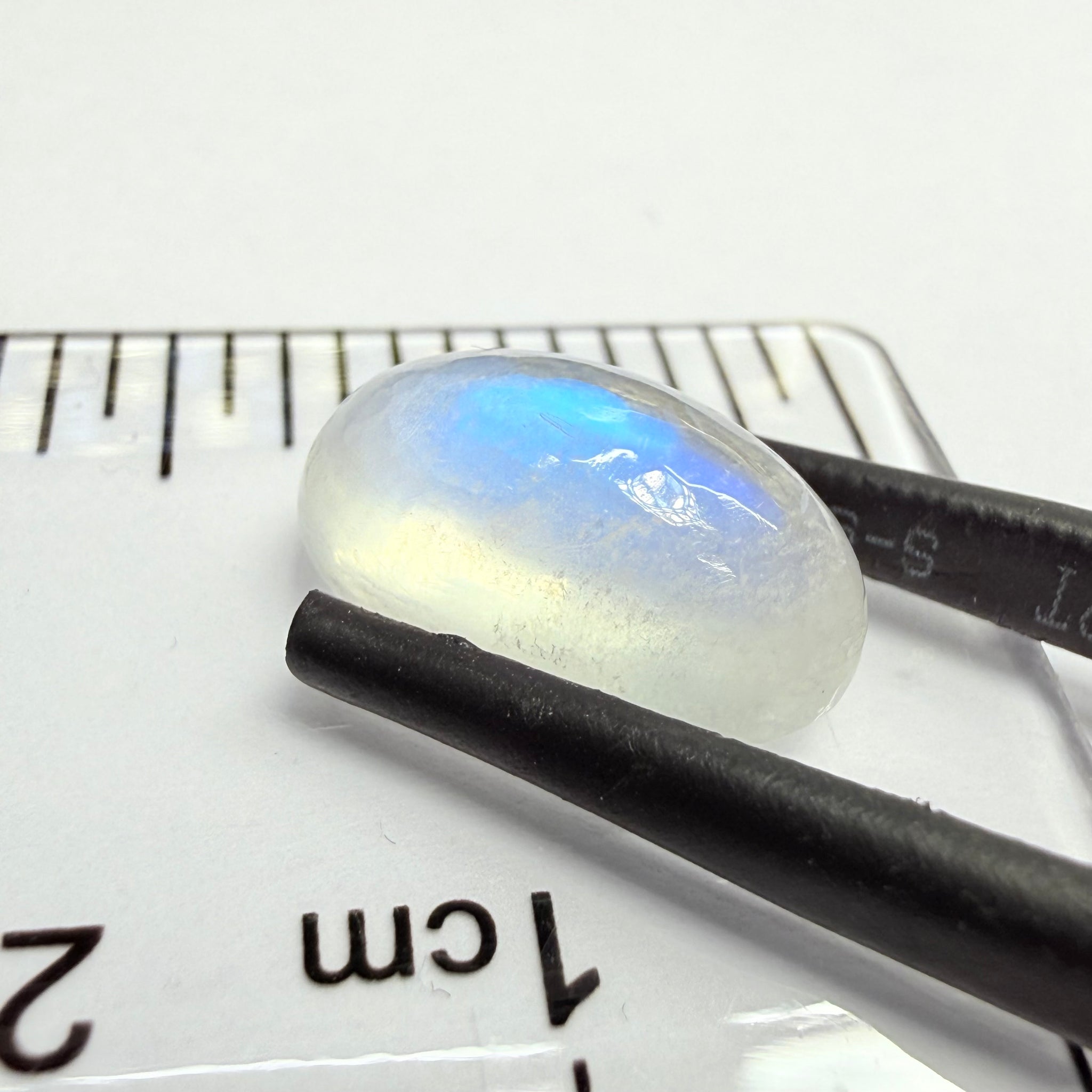 Blue Sheen Moonstone Cabochon, 5.41ct, Tanzania, Untreated Unheated