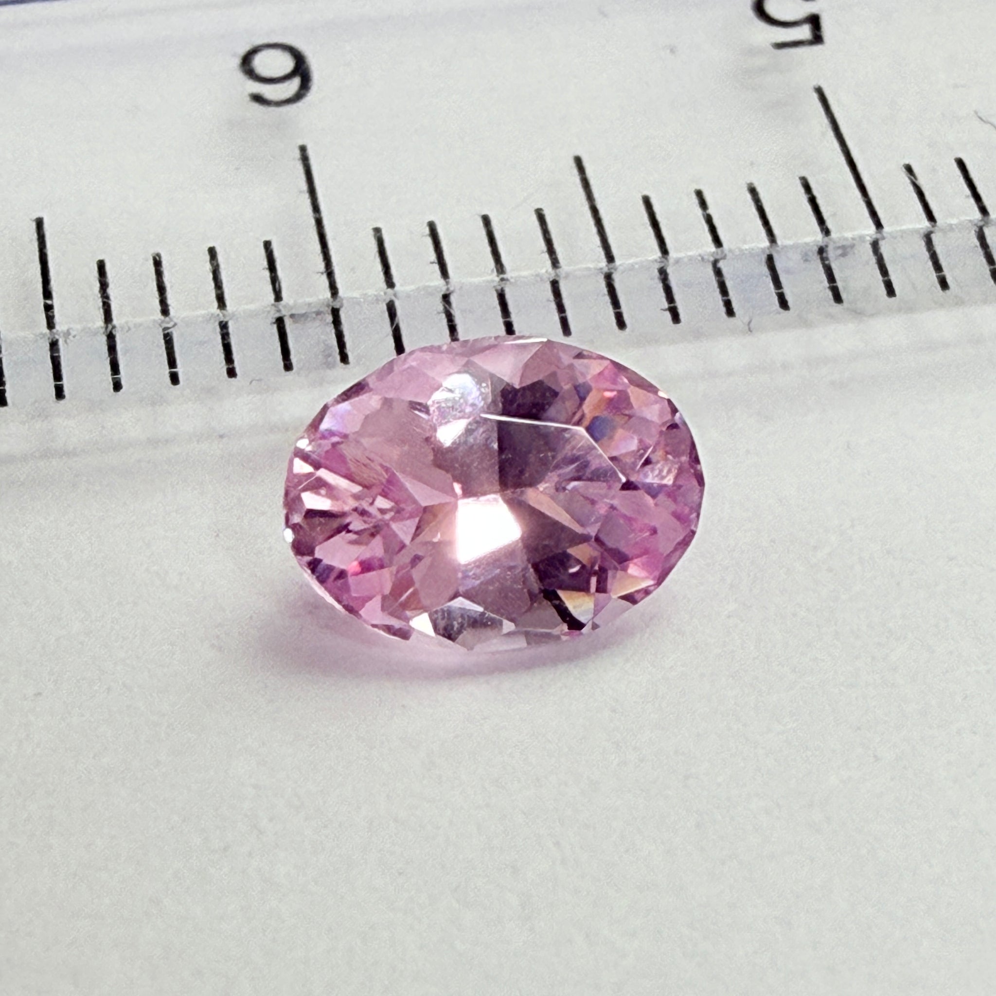 Spinel 0.83ct, Mahenge, Tanzania. Untreated Unheated