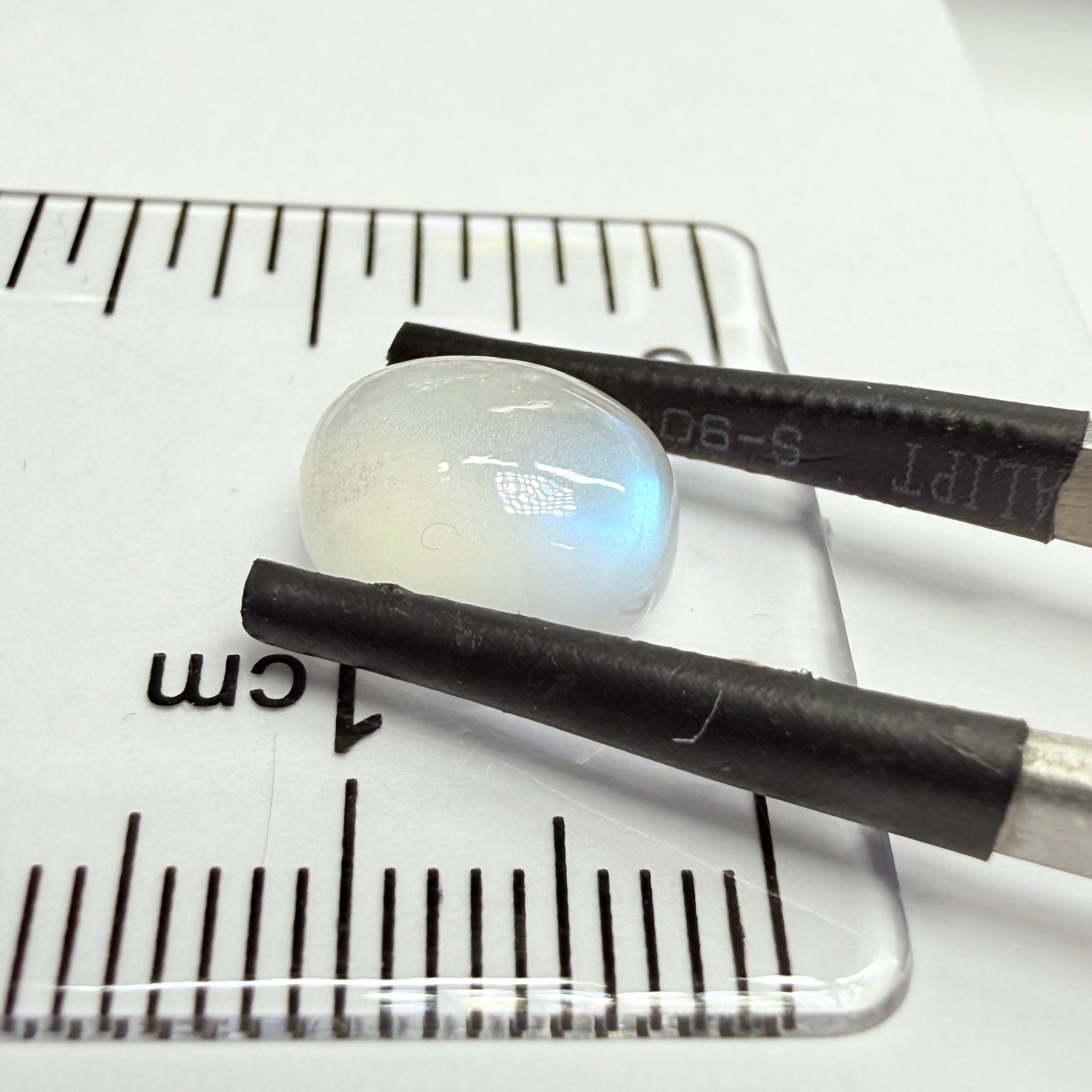 Blue Sheen Moonstone Cabochon, 2.97ct, Tanzania, Untreated Unheated