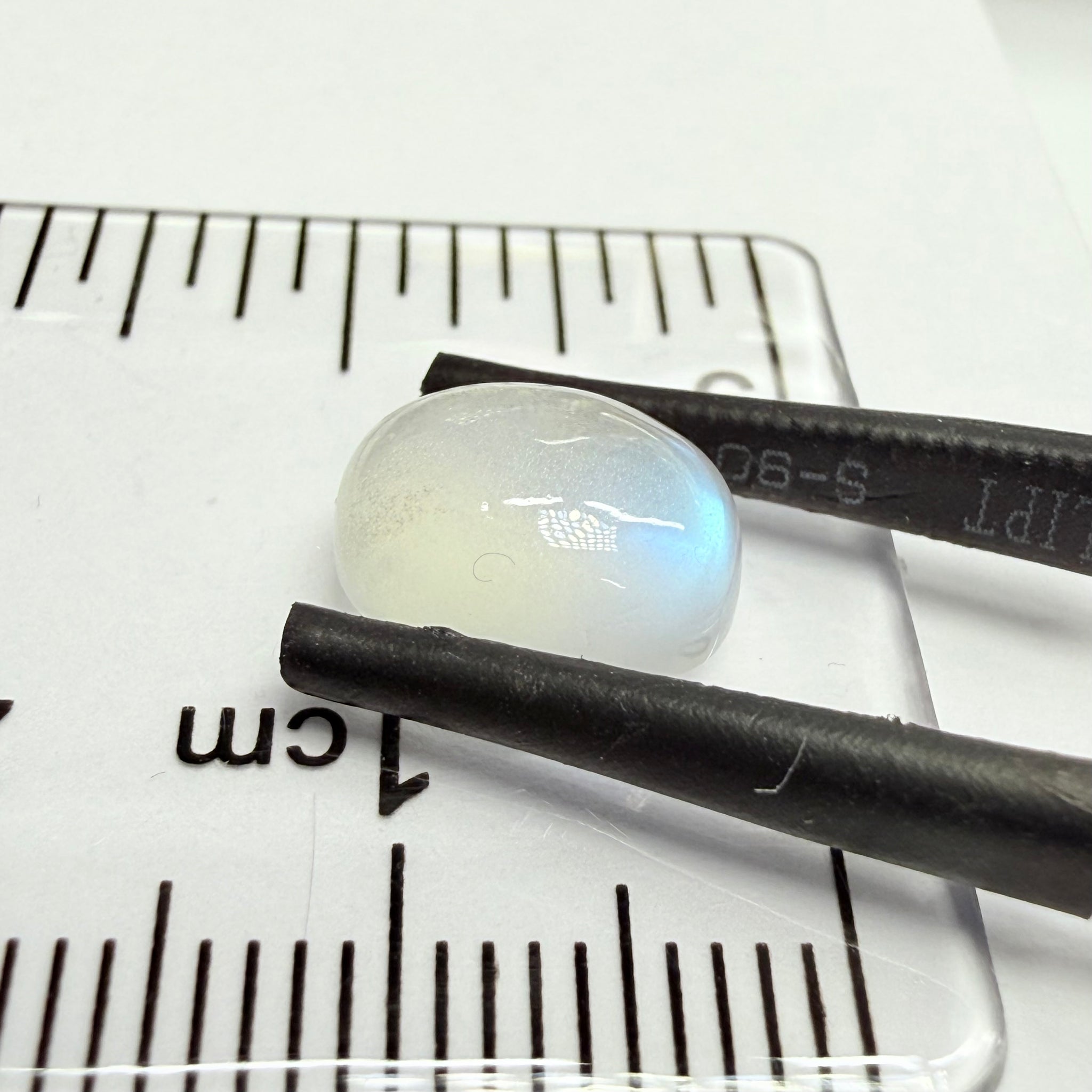 Blue Sheen Moonstone Cabochon, 2.97ct, Tanzania, Untreated Unheated