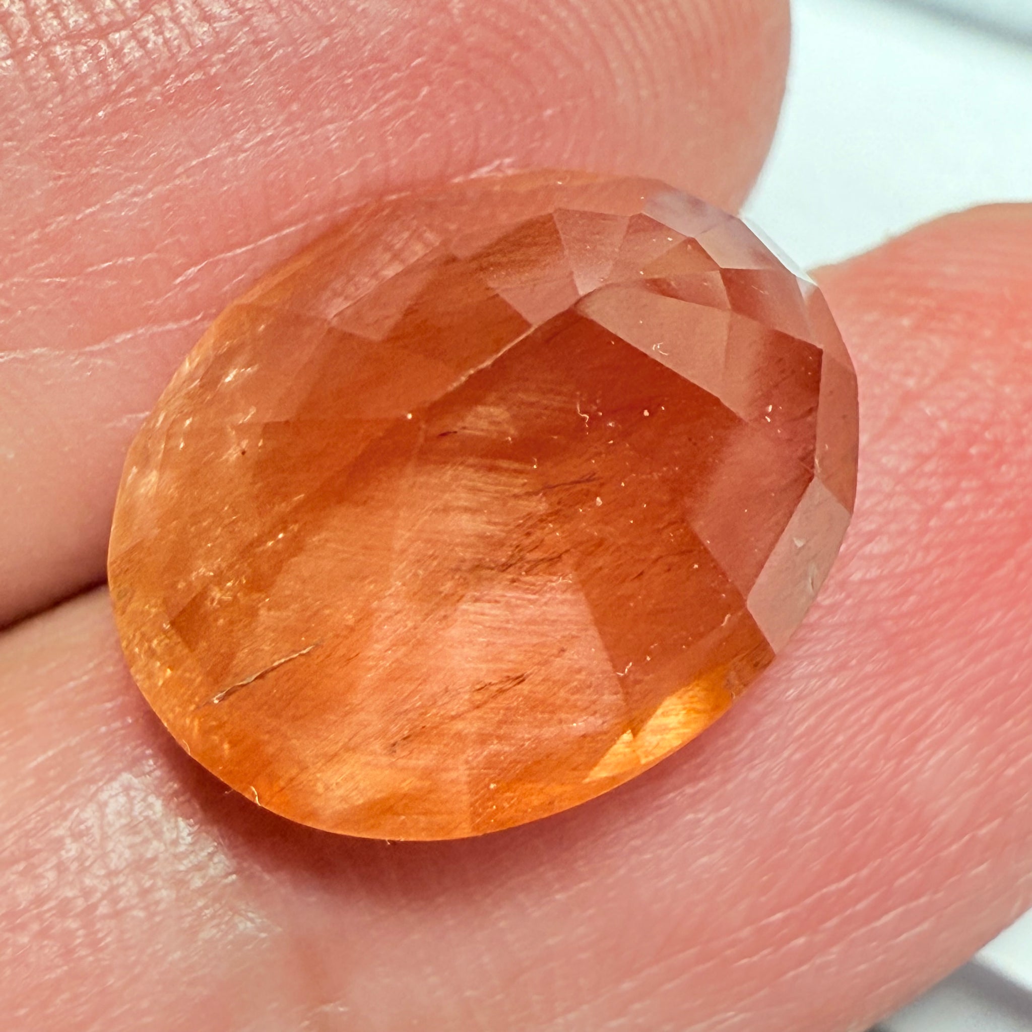 Red Scapolite, 8.47ct, Tanzania, Untreated Unheated, very rare, red under uv