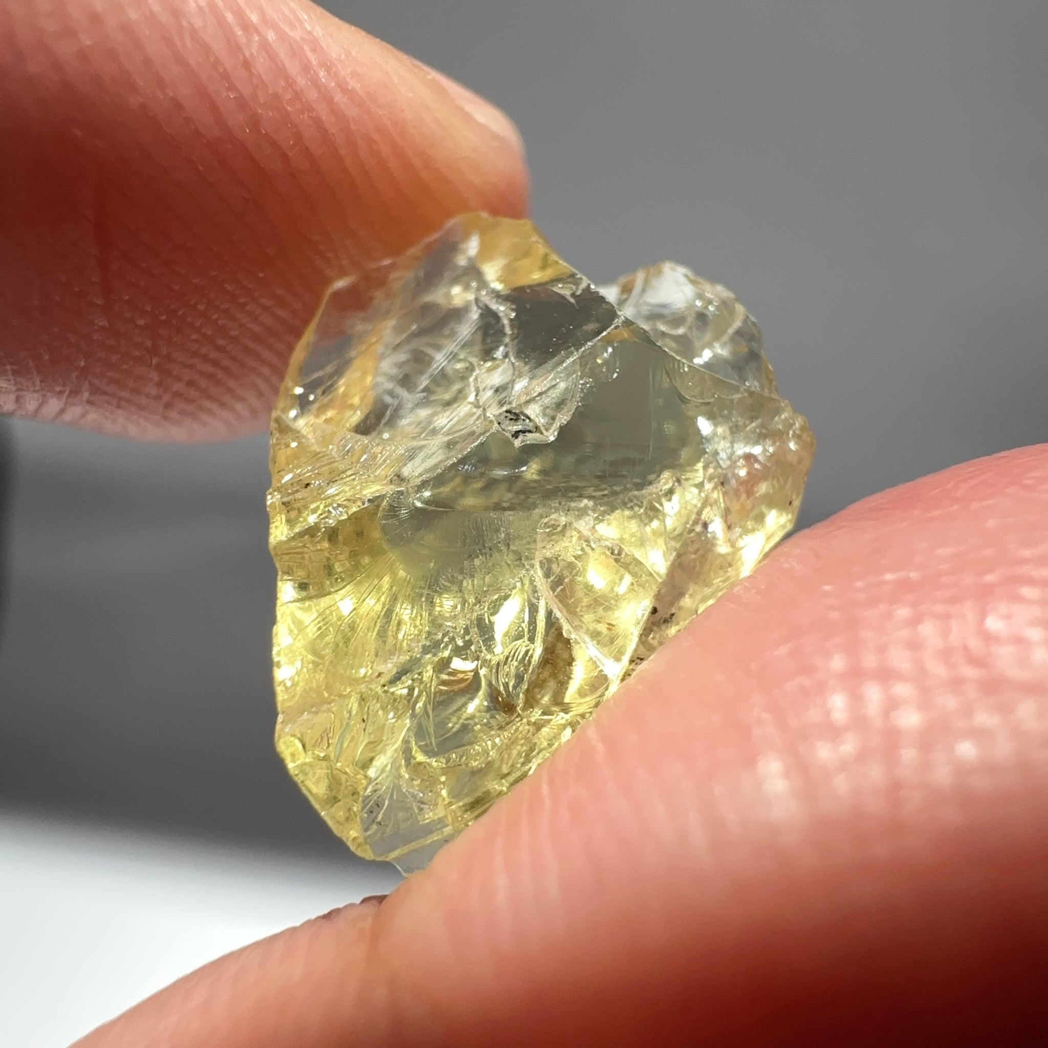 Heliodor, 8.19ct, Tanzania, Unheated Untreated, flattish shape, slightly Included