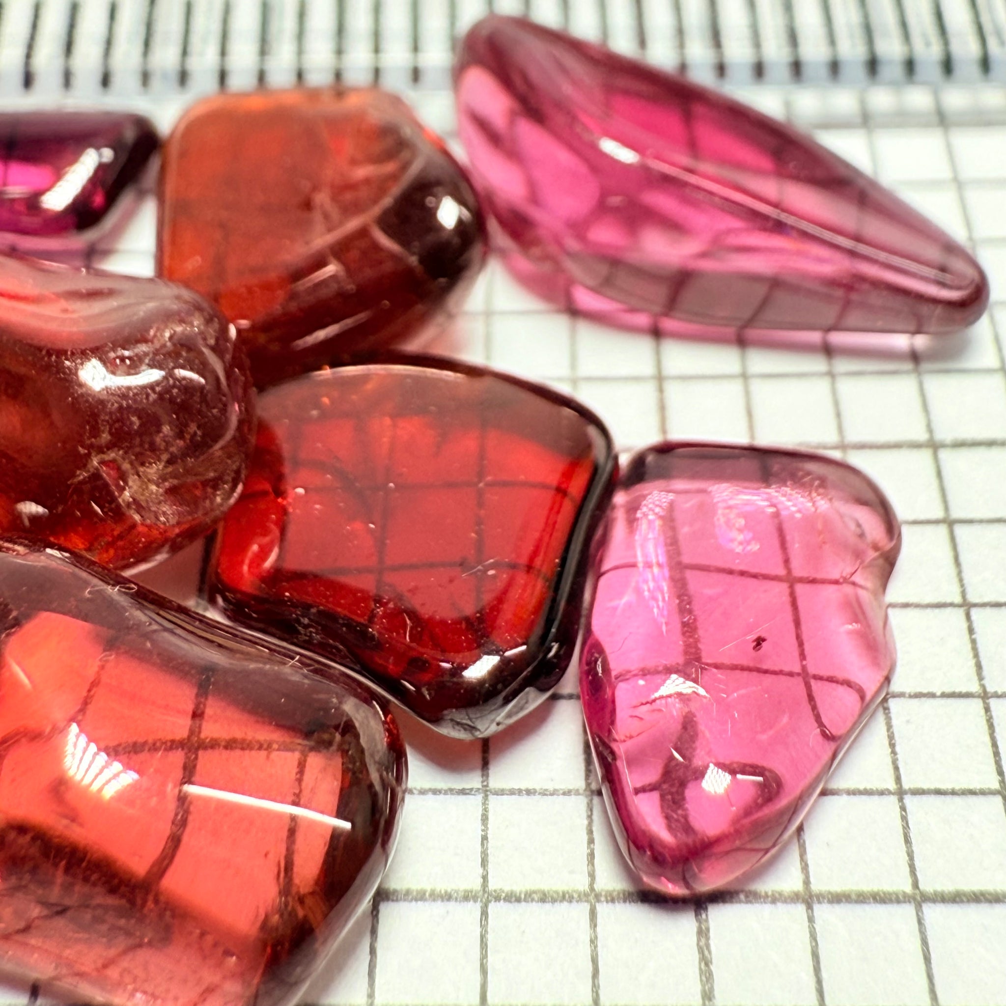 Mix Tanzanian Garnet Lot, Freeform Cabochons, 31.45ct, from multiple areas in Tanzania, Untreated Unheated, great for designers getting creative, very high polish, excellent transparency. 10 pc lot, 3.0ct av.