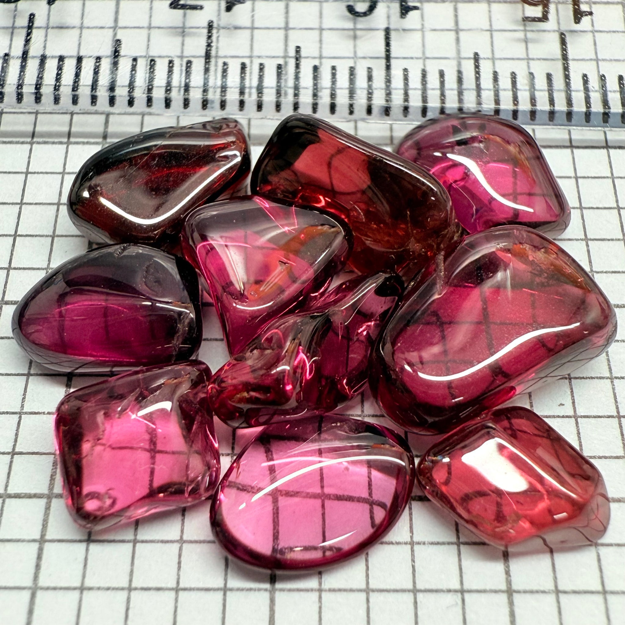 Mix Tanzanian Garnet Lot, Freeform Cabochons, 27.68ct, from multiple areas in Tanzania, Untreated Unheated, great for designers getting creative, very high polish, excellent transparency. 10 pc lot, 2.7ct av.