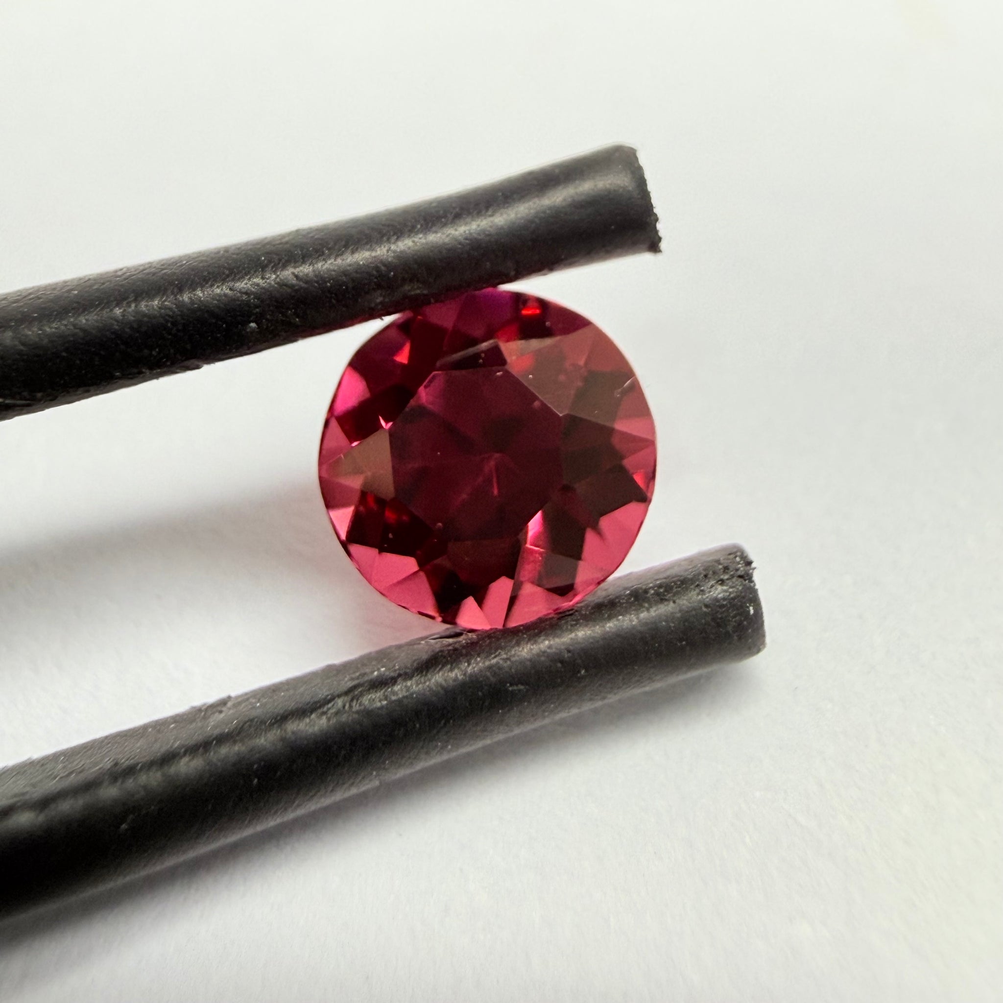 Umba Garnet, 1.00ct, Umba Valley, Tanzania, Untreated Unheated
