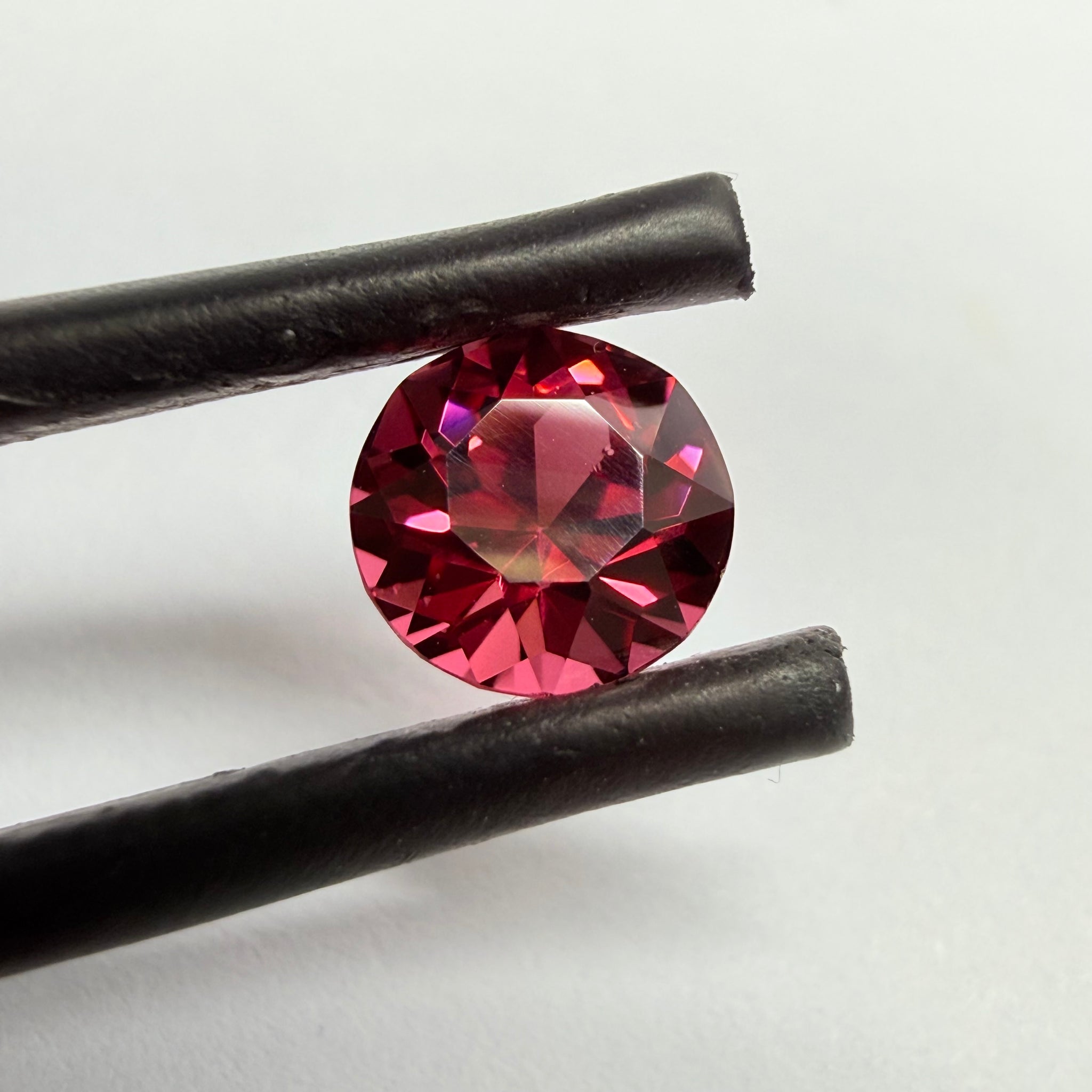 Umba Garnet, 1.00ct, Umba Valley, Tanzania, Untreated Unheated