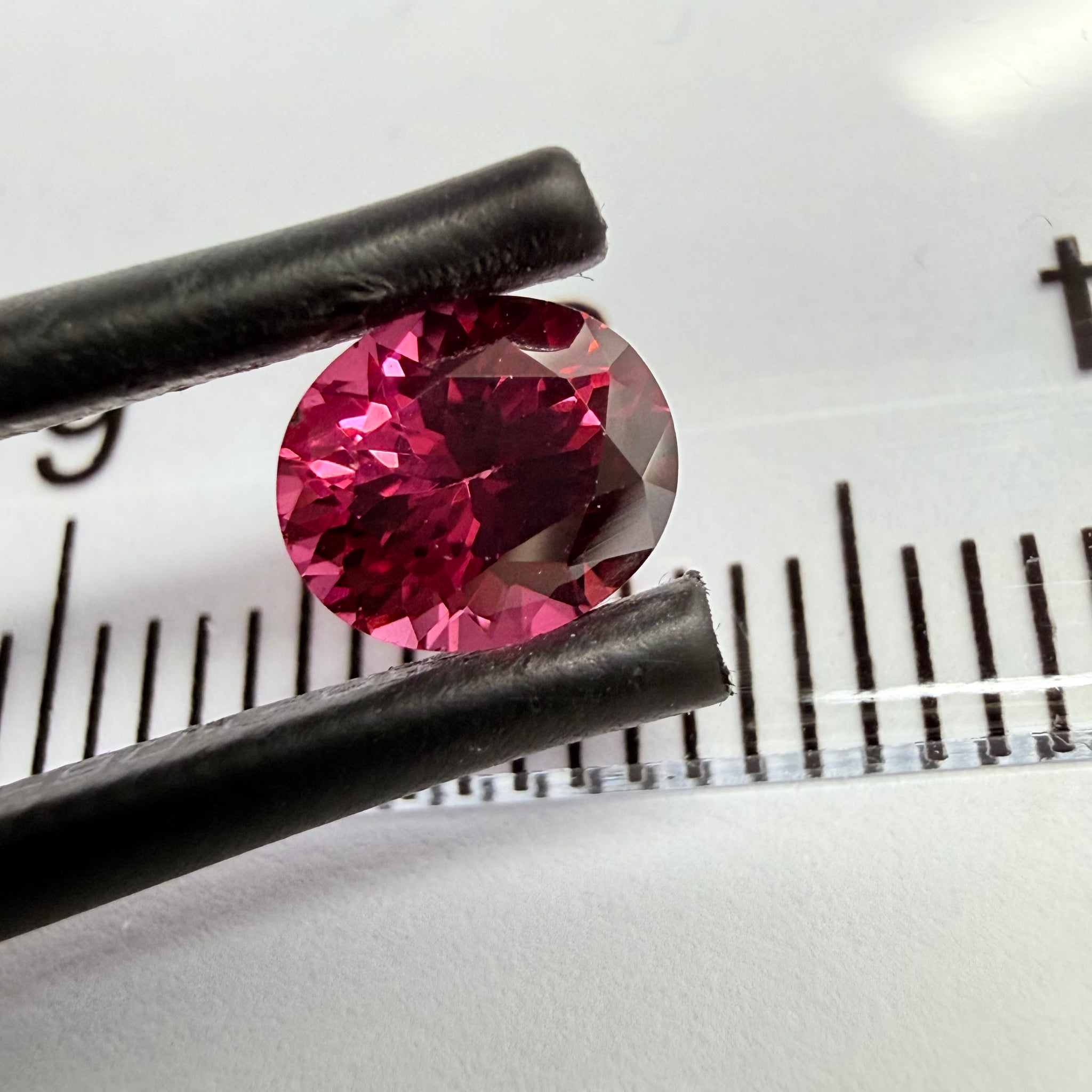 Rhodolite Garnet, 0.88ct, Umba Valley, Tanzania, Untreated Unheated