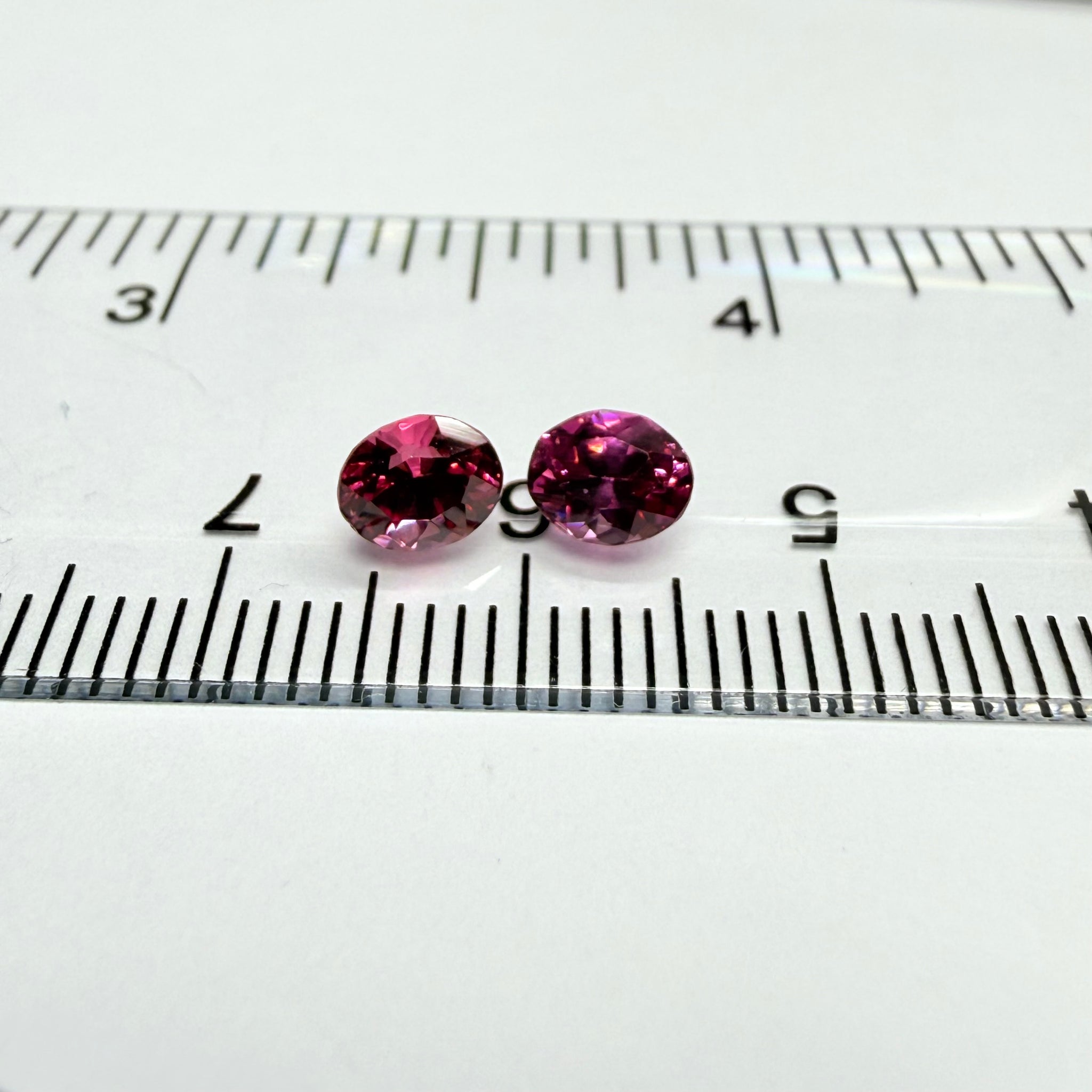 Rhodolite Garnet pair, 1.29ct total weight, Umba Valley, Tanzania, Untreated Unheated