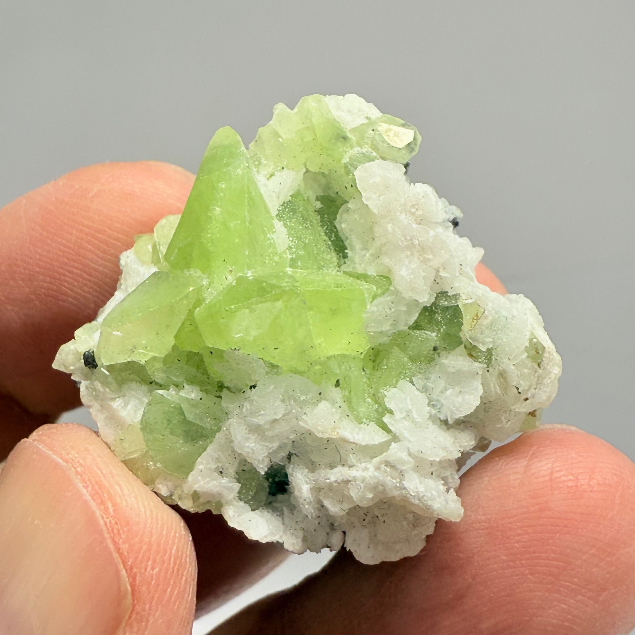 Diopside Crystal Cluster On Matrix, 72.25ct, Merelani, Tanzania, Untreated Unheated