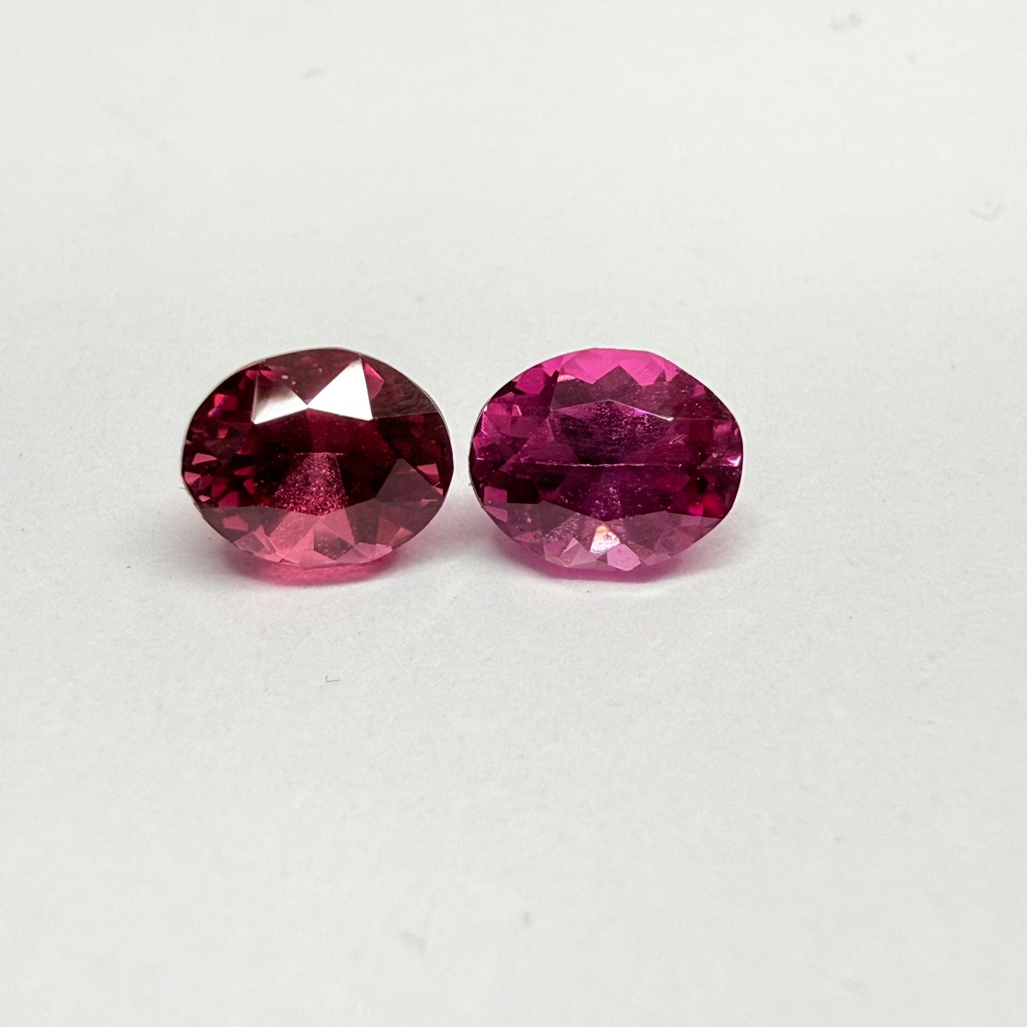 Rhodolite Garnet pair, 1.29ct total weight, Umba Valley, Tanzania, Untreated Unheated