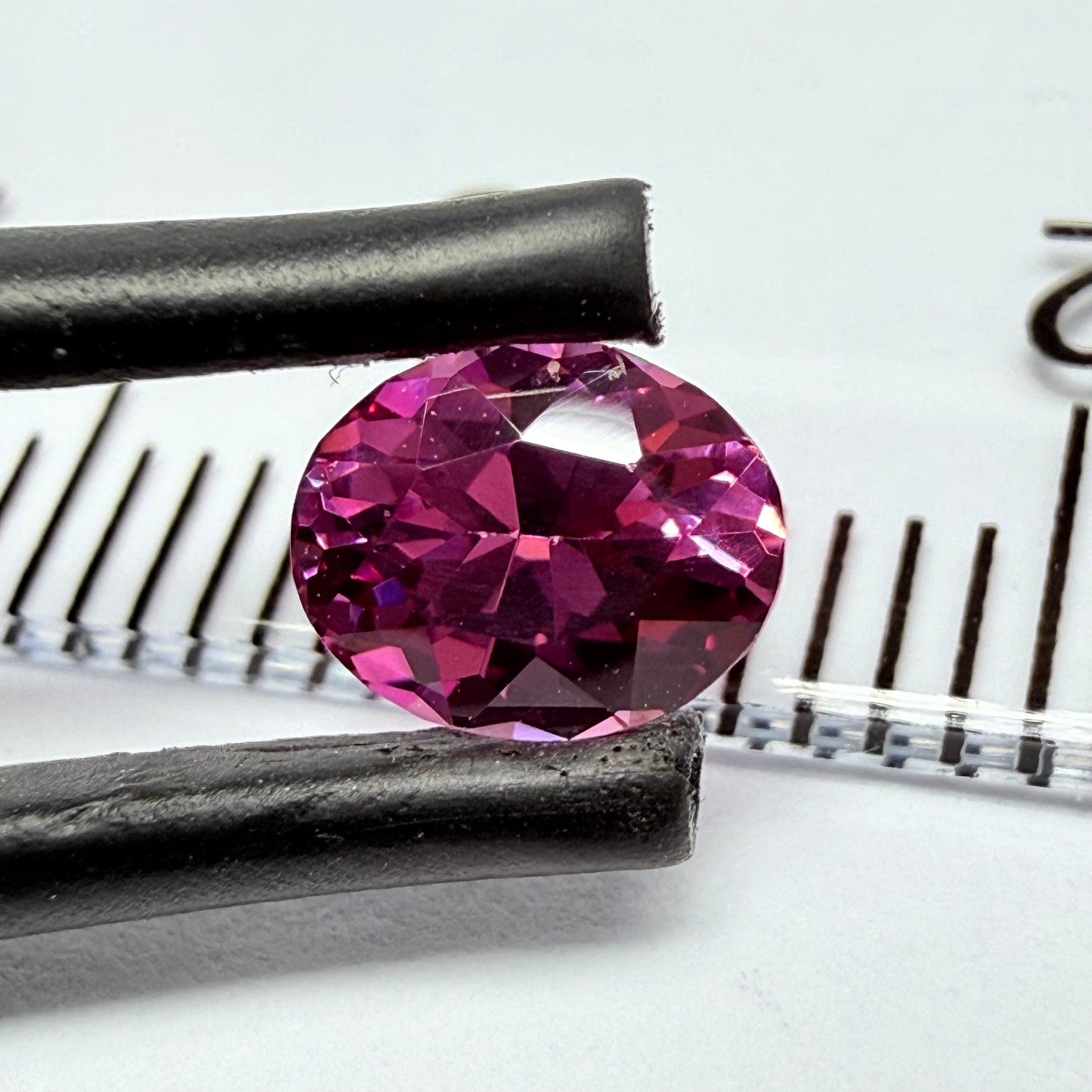 Rhodolite Garnet, 0.68ct, Umba Valley, Tanzania, Untreated Unheated