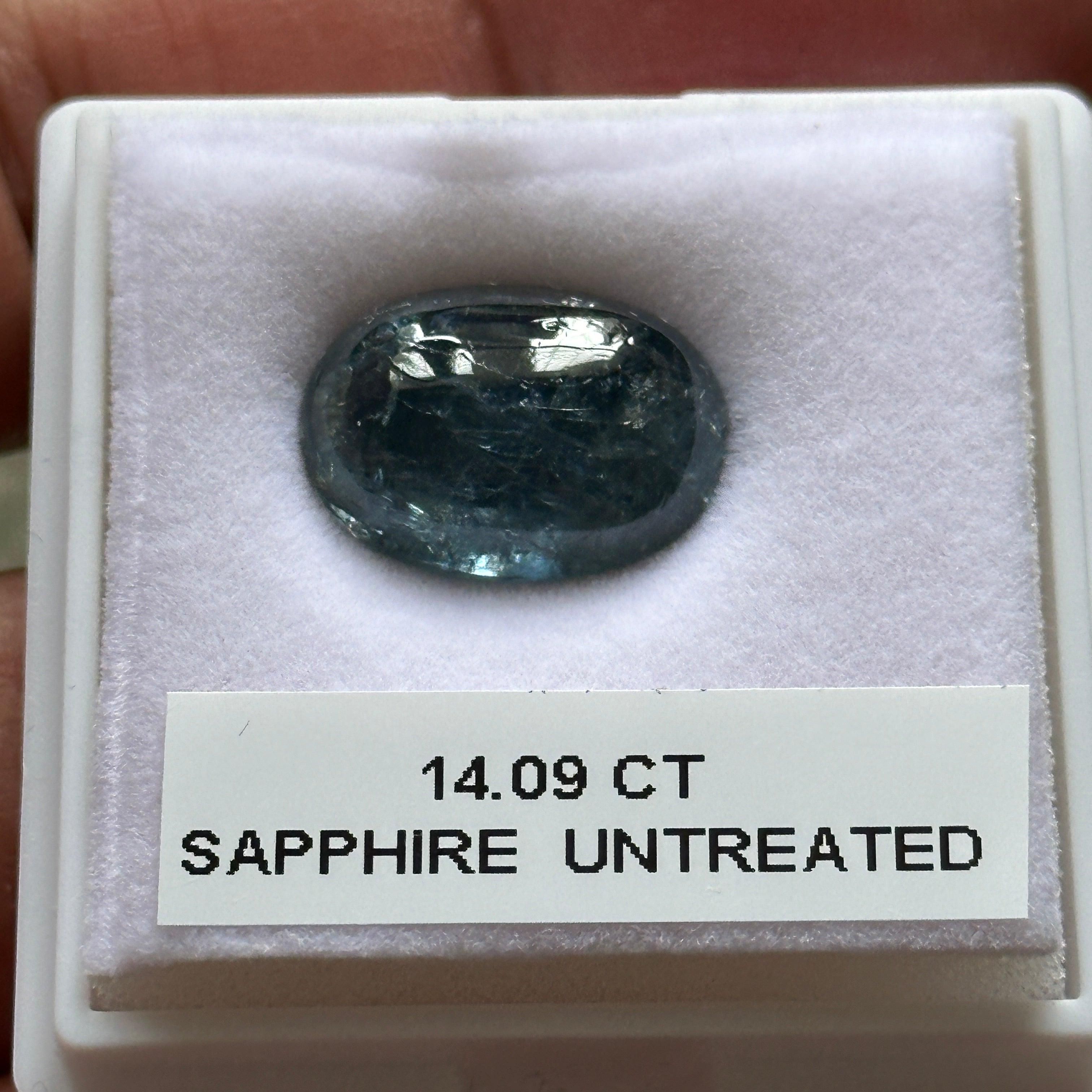 14.09ct Sapphire Cabochon. Umba, Tanzania. Untreated Unheated. 16.2x 11.7 x 6.7mm