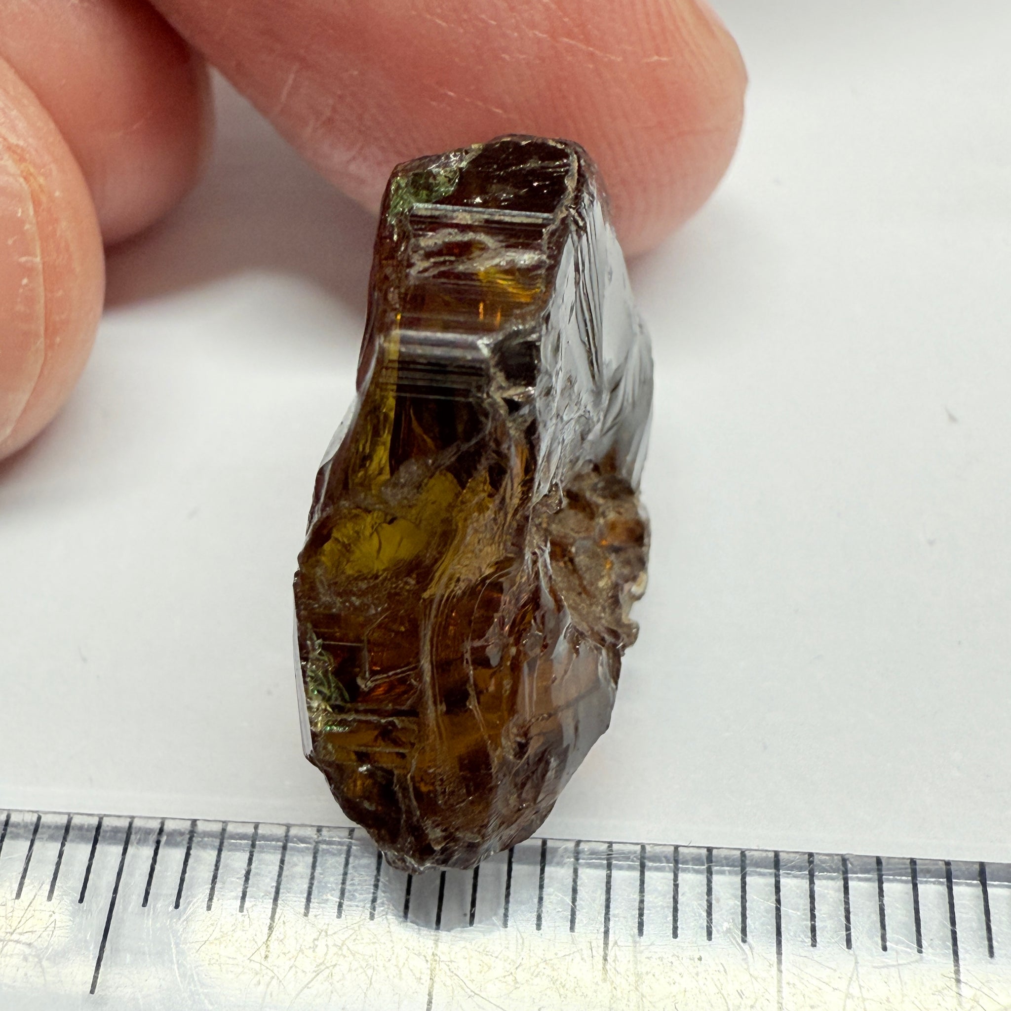 Tourmaline, 26.07ct, Morogoro, Tanzania, Untreated Unheated, vvs-if with some cracks on the outside skin, flat shape, good for setting as is in jewellery