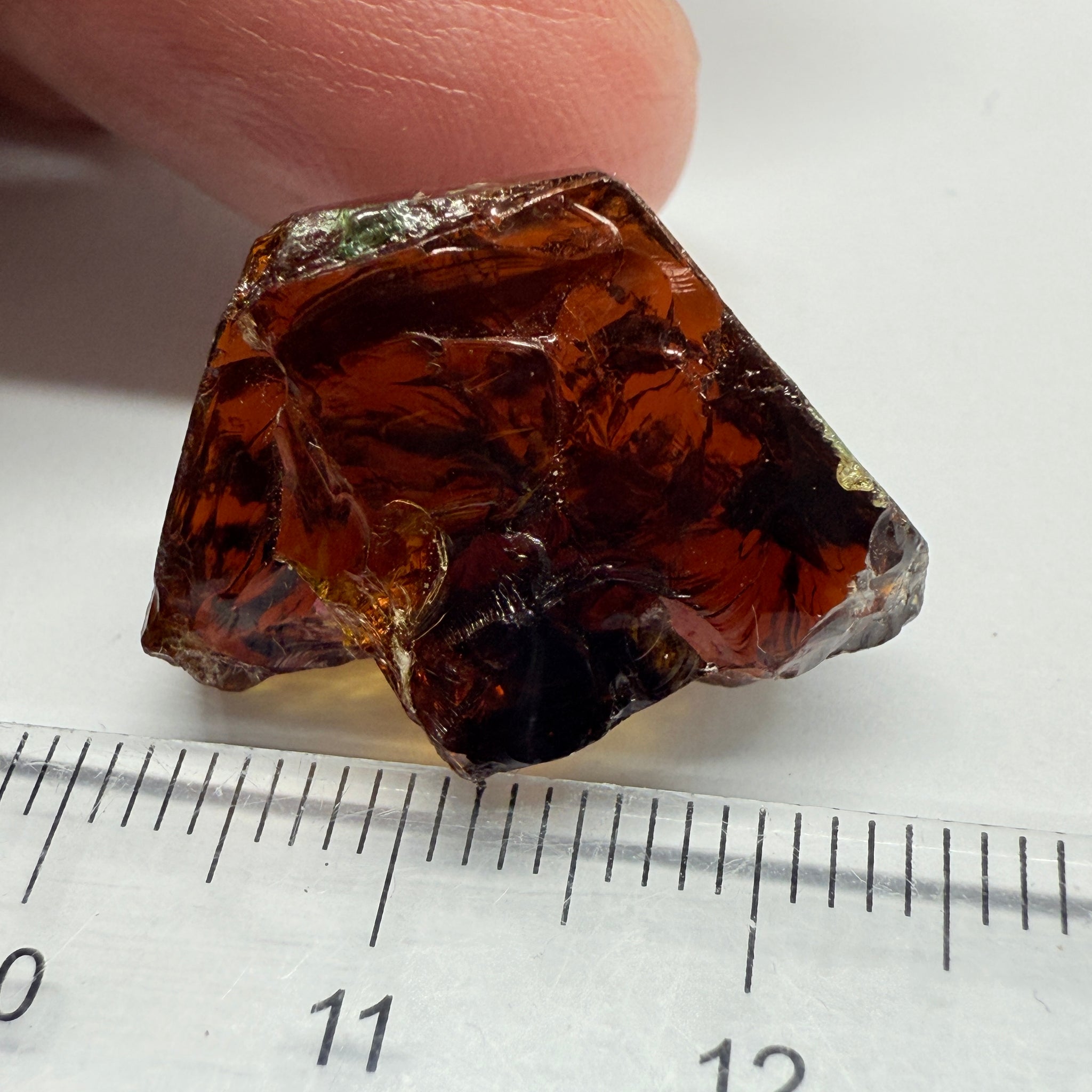 Tourmaline, 26.07ct, Morogoro, Tanzania, Untreated Unheated, vvs-if with some cracks on the outside skin, flat shape, good for setting as is in jewellery