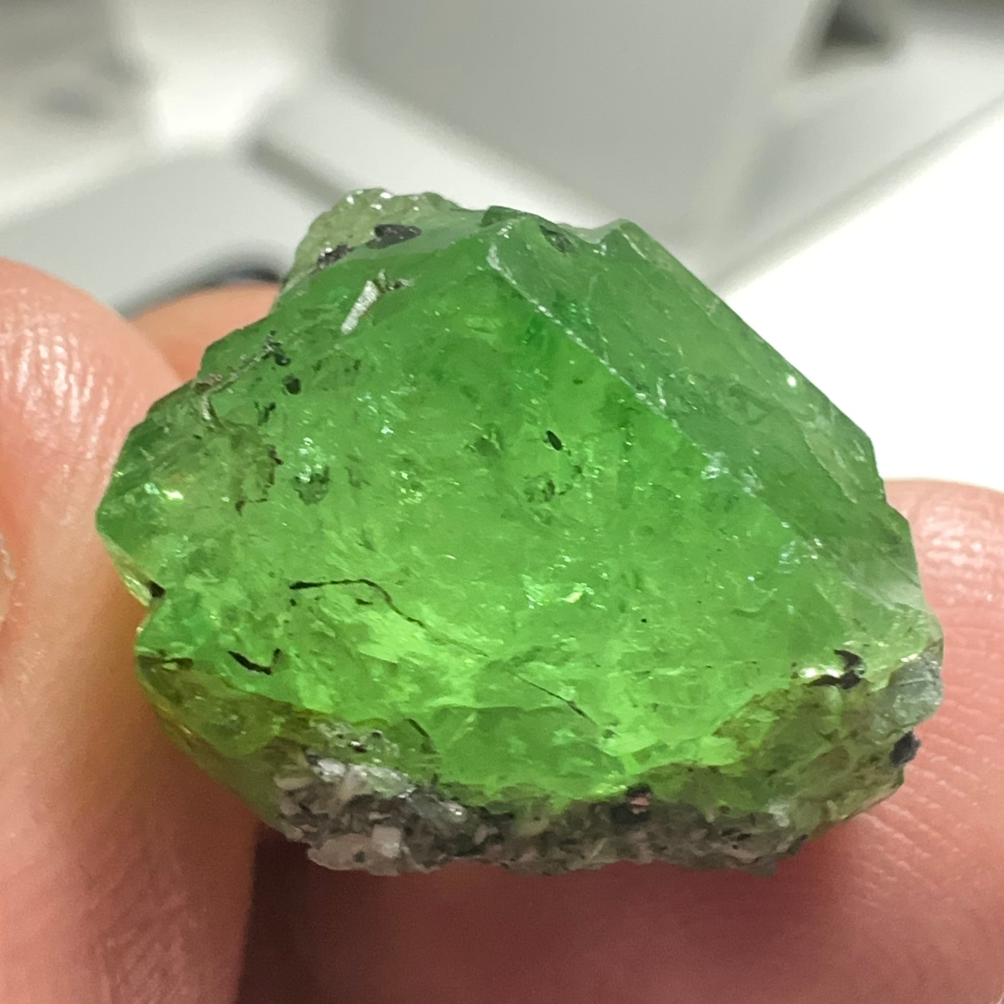 Tsavorite Garnet Crystal, 27.04ct, Merelani, Tanzania, Untreated Unheated