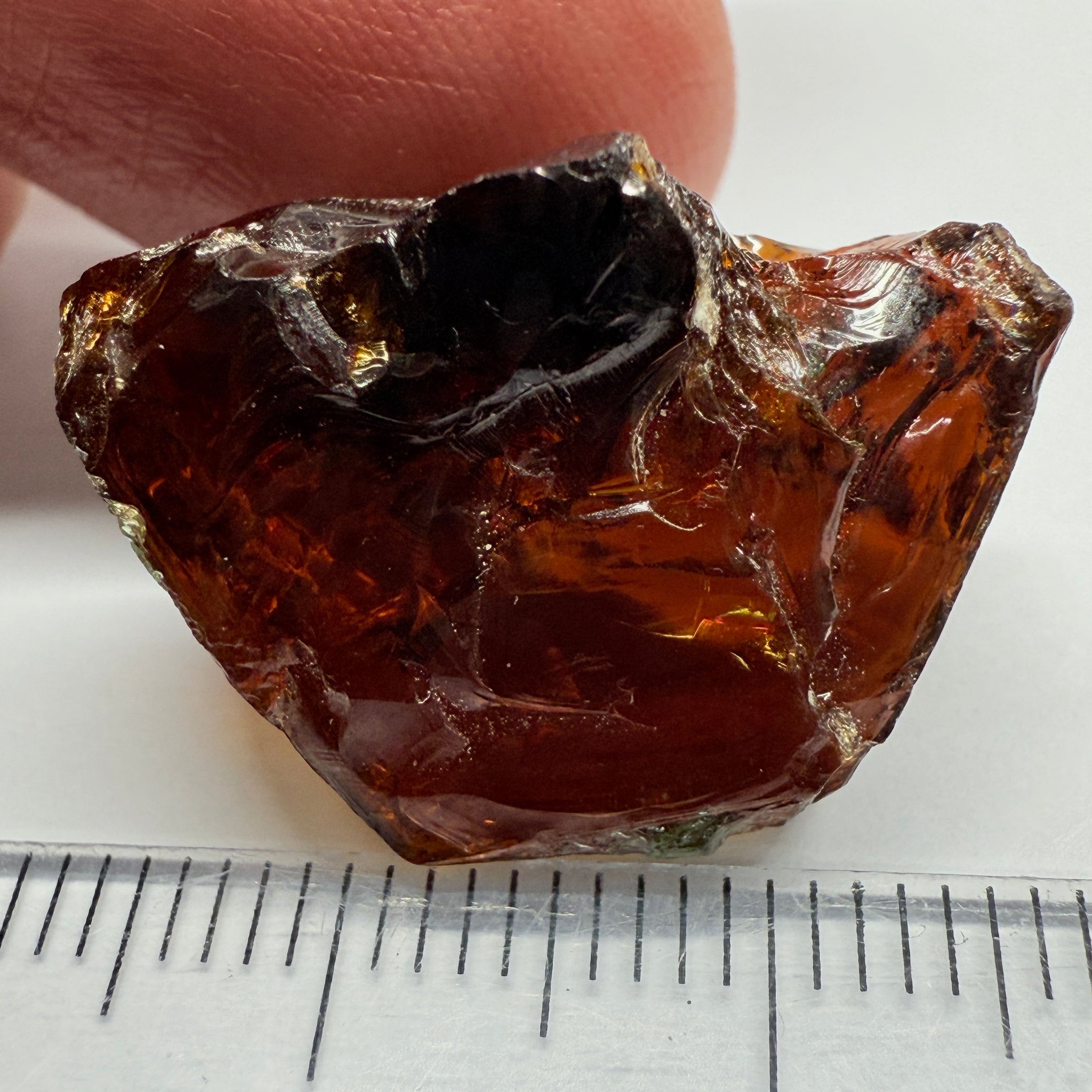 Tourmaline, 26.07ct, Morogoro, Tanzania, Untreated Unheated, vvs-if with some cracks on the outside skin, flat shape, good for setting as is in jewellery