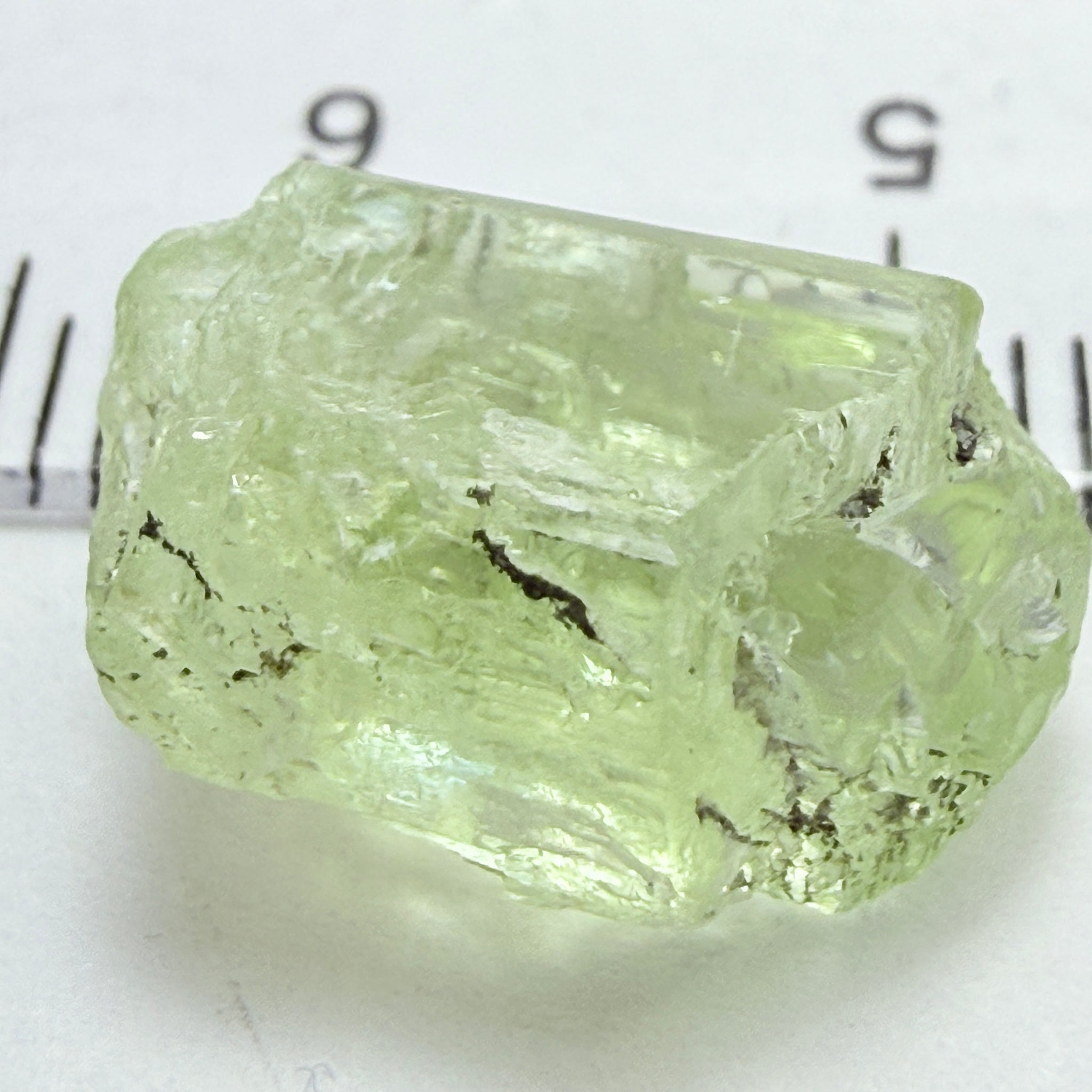 Diopside, 9.40ct, Merelani Hills, Tanzania, Untreated Unheated, slight issue on the outside skin on one end, going 1mm in parallel to the outside crystal face, will come off on faceting, rest is vvs-if