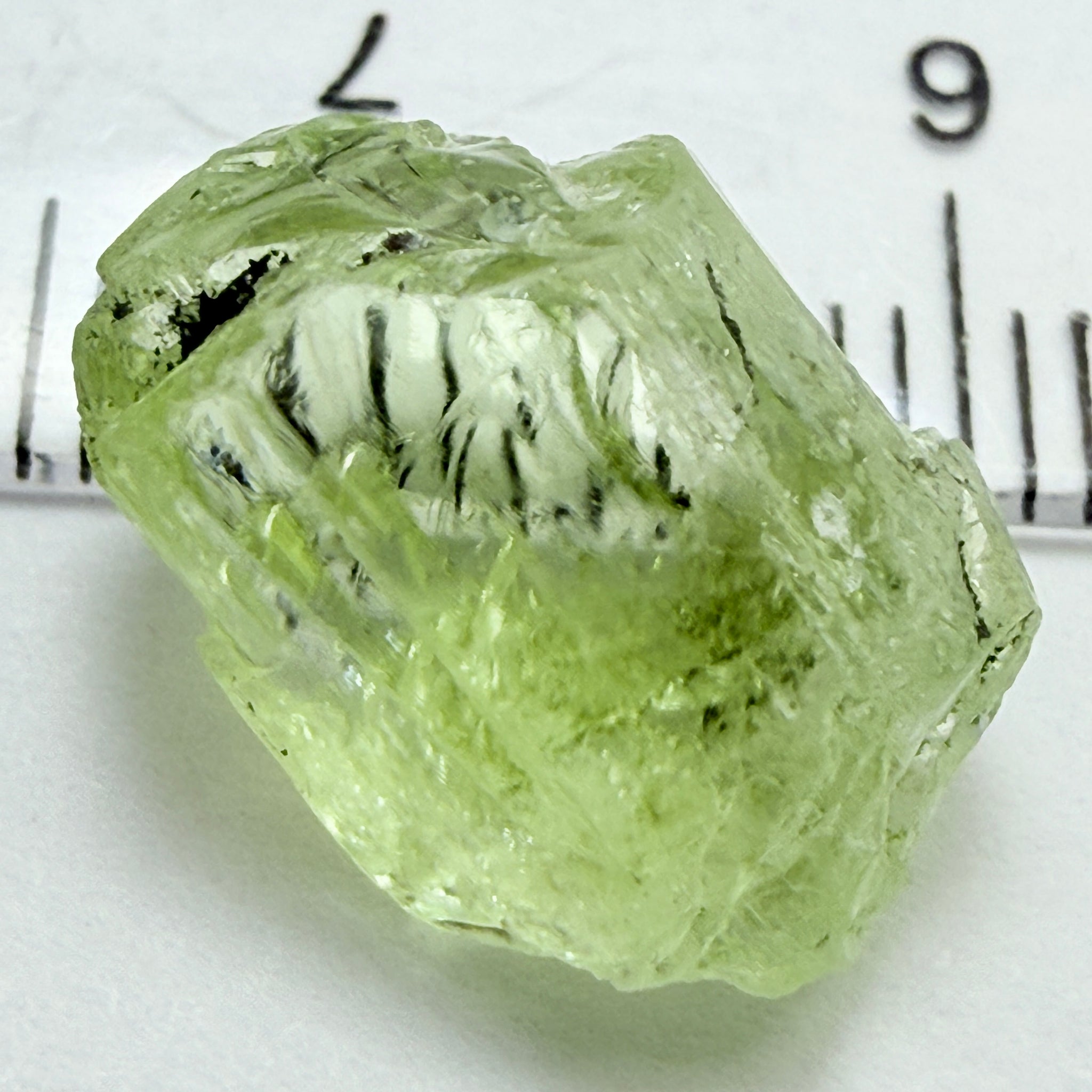 Diopside, 9.40ct, Merelani Hills, Tanzania, Untreated Unheated, slight issue on the outside skin on one end, going 1mm in parallel to the outside crystal face, will come off on faceting, rest is vvs-if