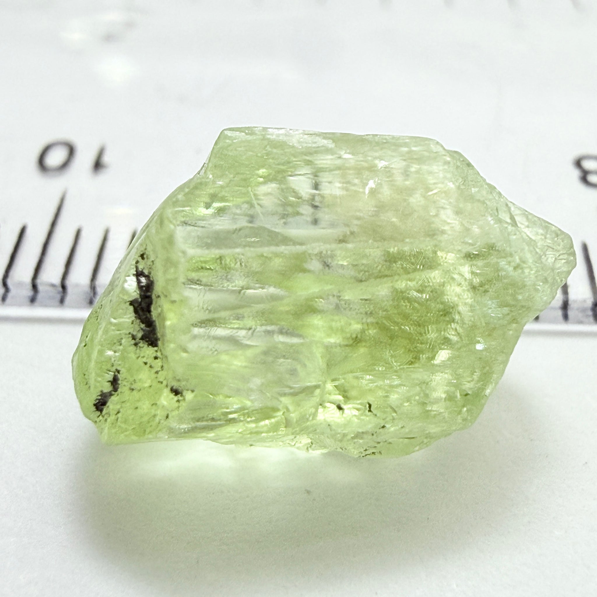 Diopside, 9.40ct, Merelani Hills, Tanzania, Untreated Unheated, slight issue on the outside skin on one end, going 1mm in parallel to the outside crystal face, will come off on faceting, rest is vvs-if