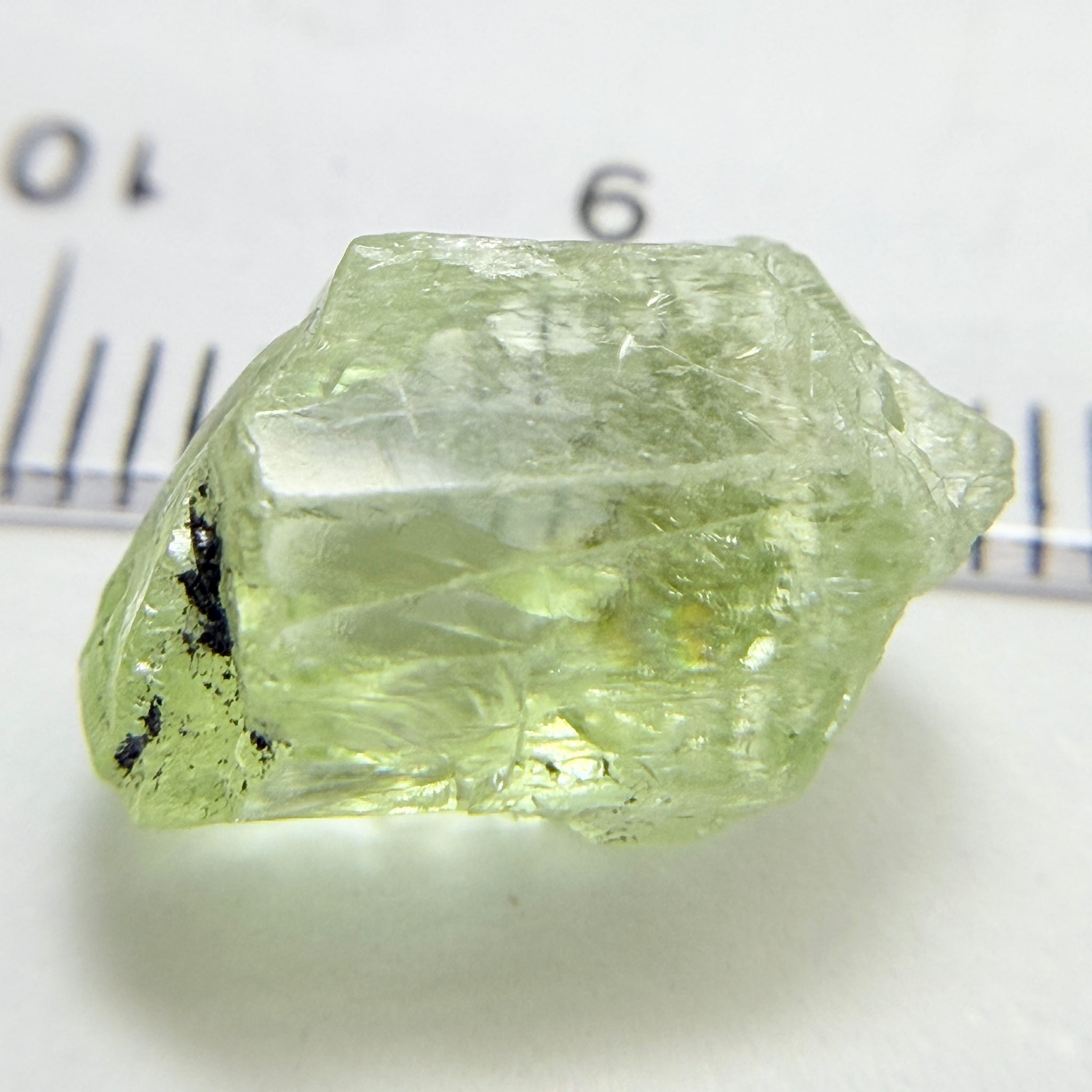 Diopside, 9.40ct, Merelani Hills, Tanzania, Untreated Unheated, slight issue on the outside skin on one end, going 1mm in parallel to the outside crystal face, will come off on faceting, rest is vvs-if