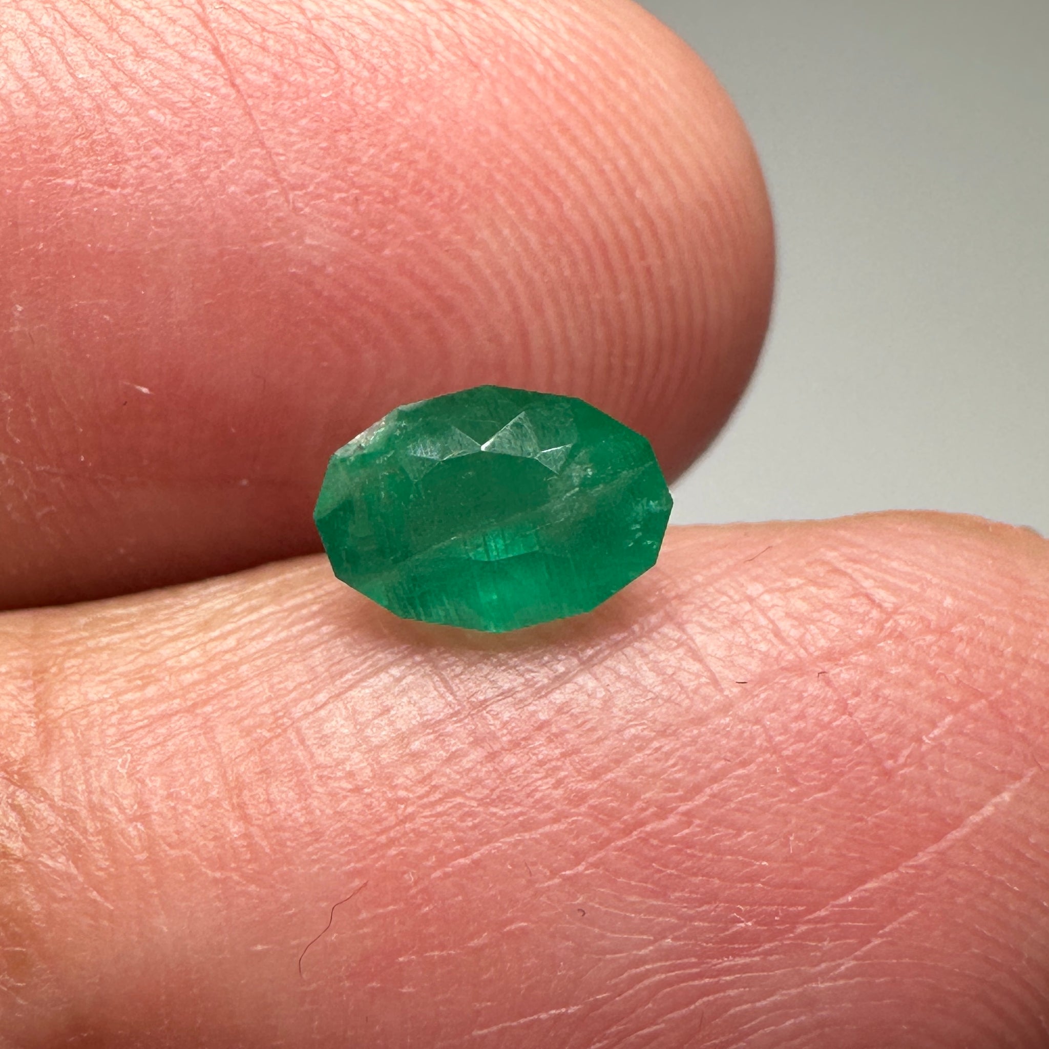 Emerald, 0.84ct, Tanzania, No Oil, Untreated Unheated