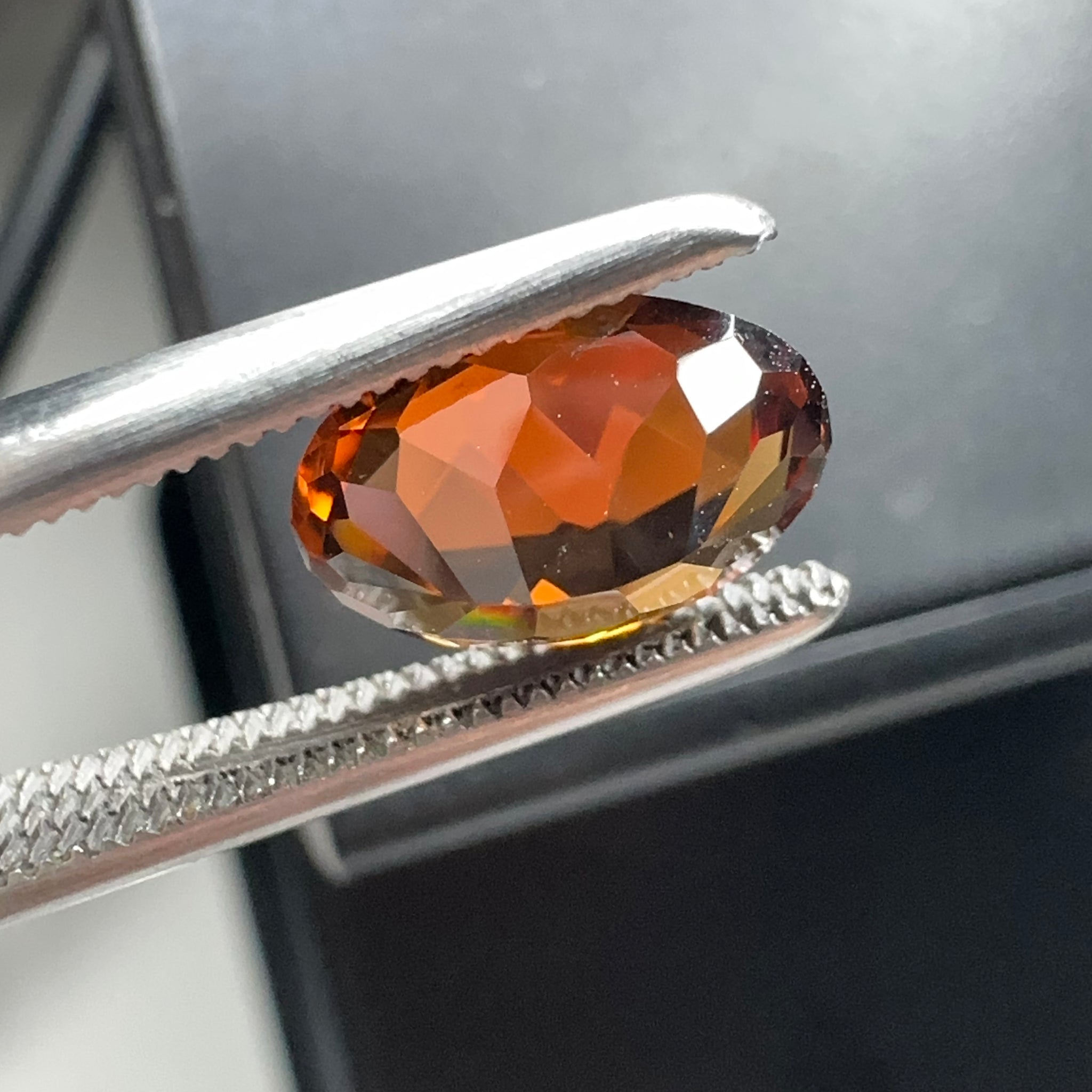Zircon, 2.50ct, Tanzania, Unheated Untreated, slight inclusion
