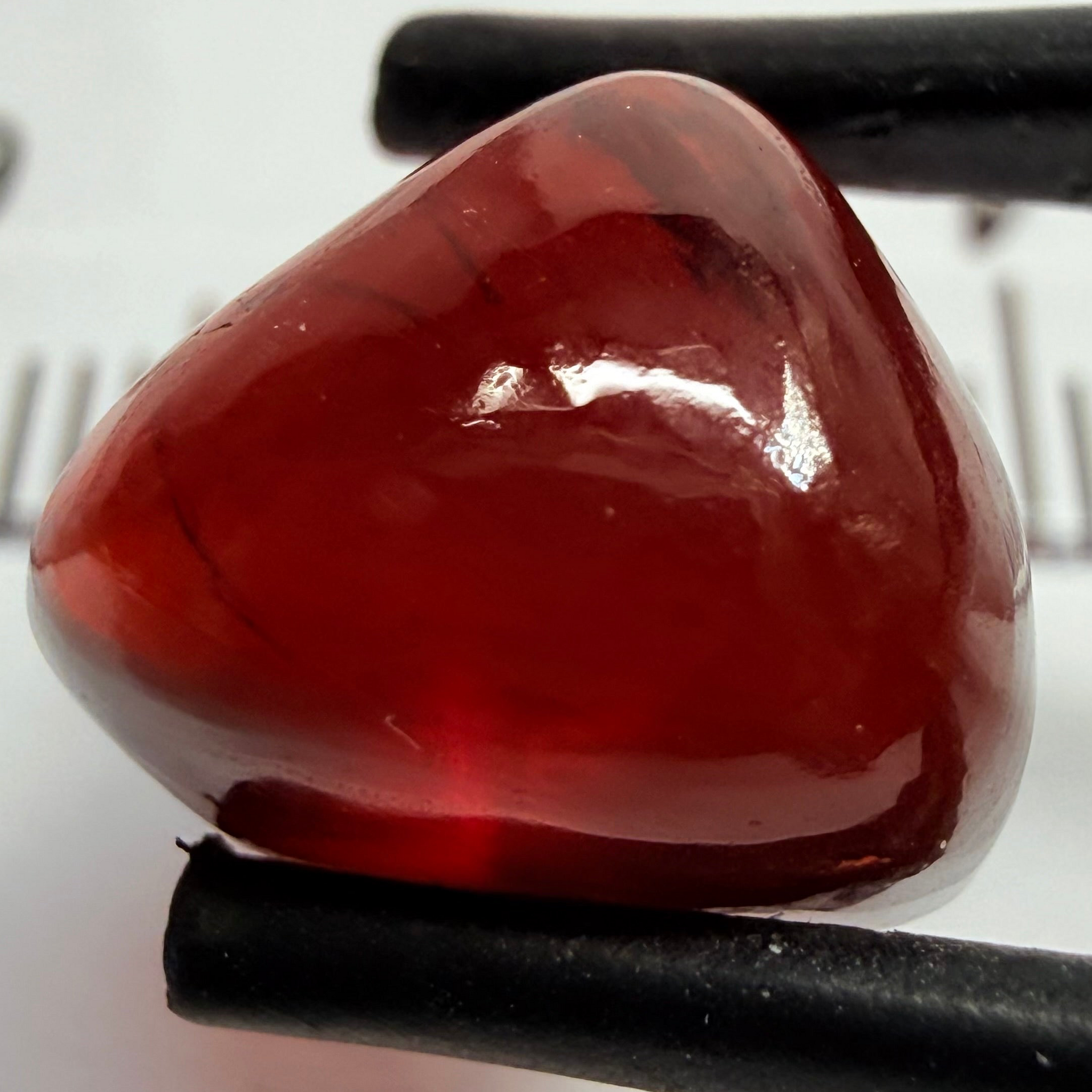 Umba Garnet Cabochon, 8.48ct, Tanzania, Untreated Unheated, looks like a polished pebble