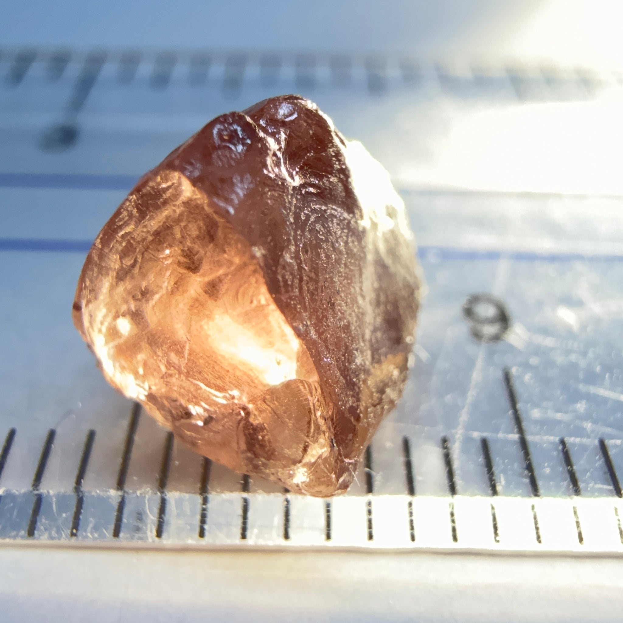 Colour Change Garnet, 4.11ct, slight skin issue, comes off in faceting, see pictures, rest is just silky, Unheated Untreated, Umba Valley Tanzania