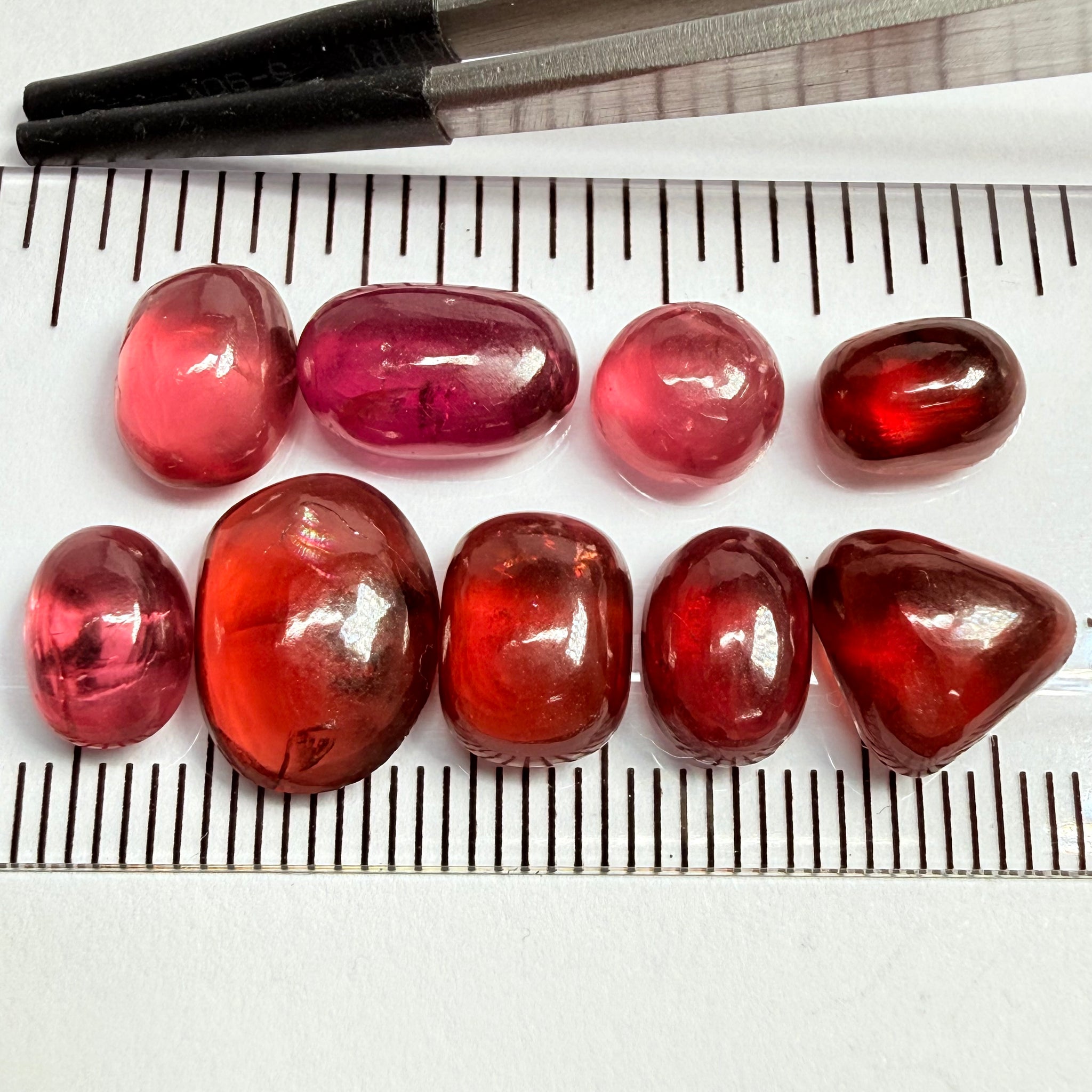 Umba Garnet Cabochon Lot, 27.93ct, Tanzania, Untreated Unheated, they look like polished pebbles