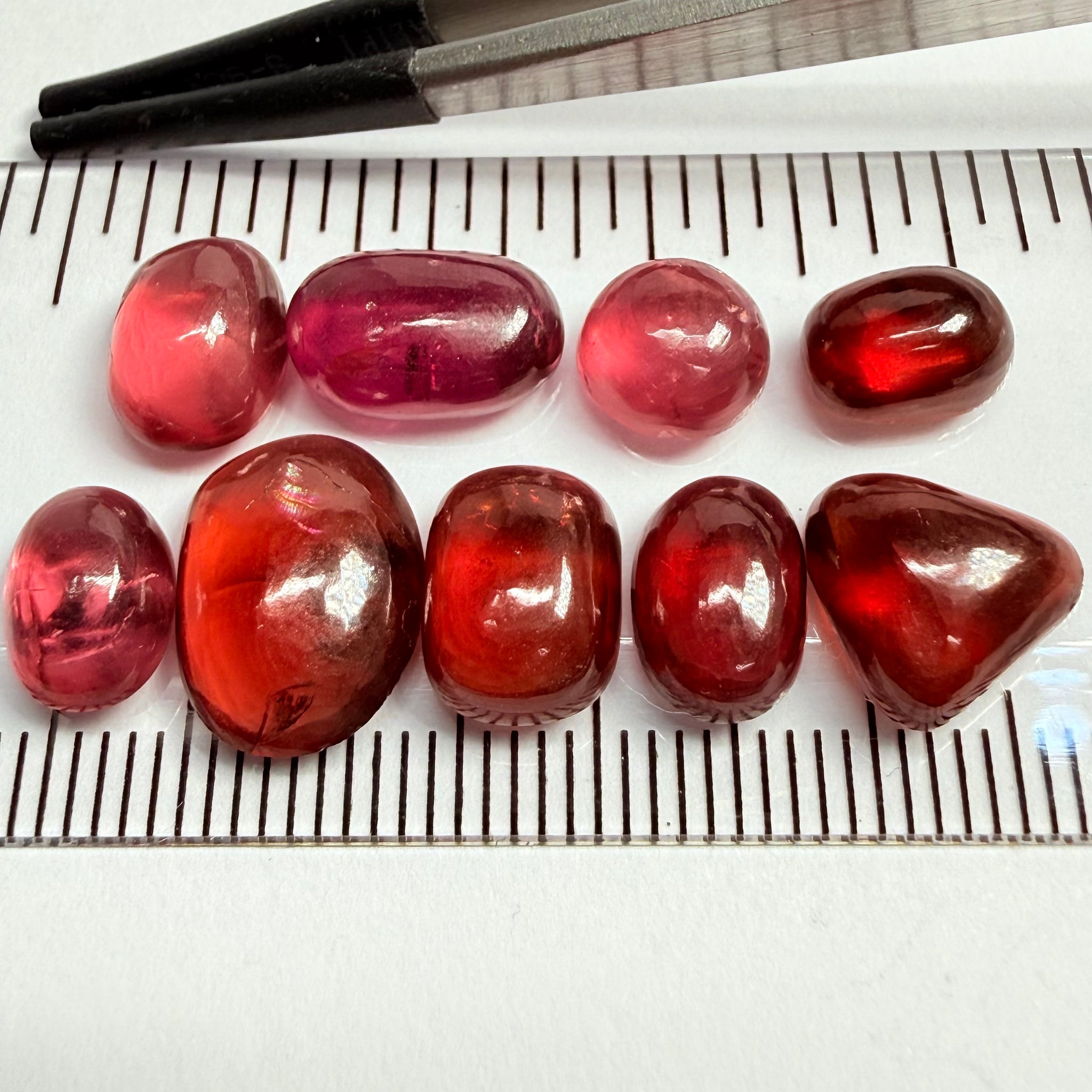 Umba Garnet Cabochon Lot, 27.93ct, Tanzania, Untreated Unheated, they look like polished pebbles